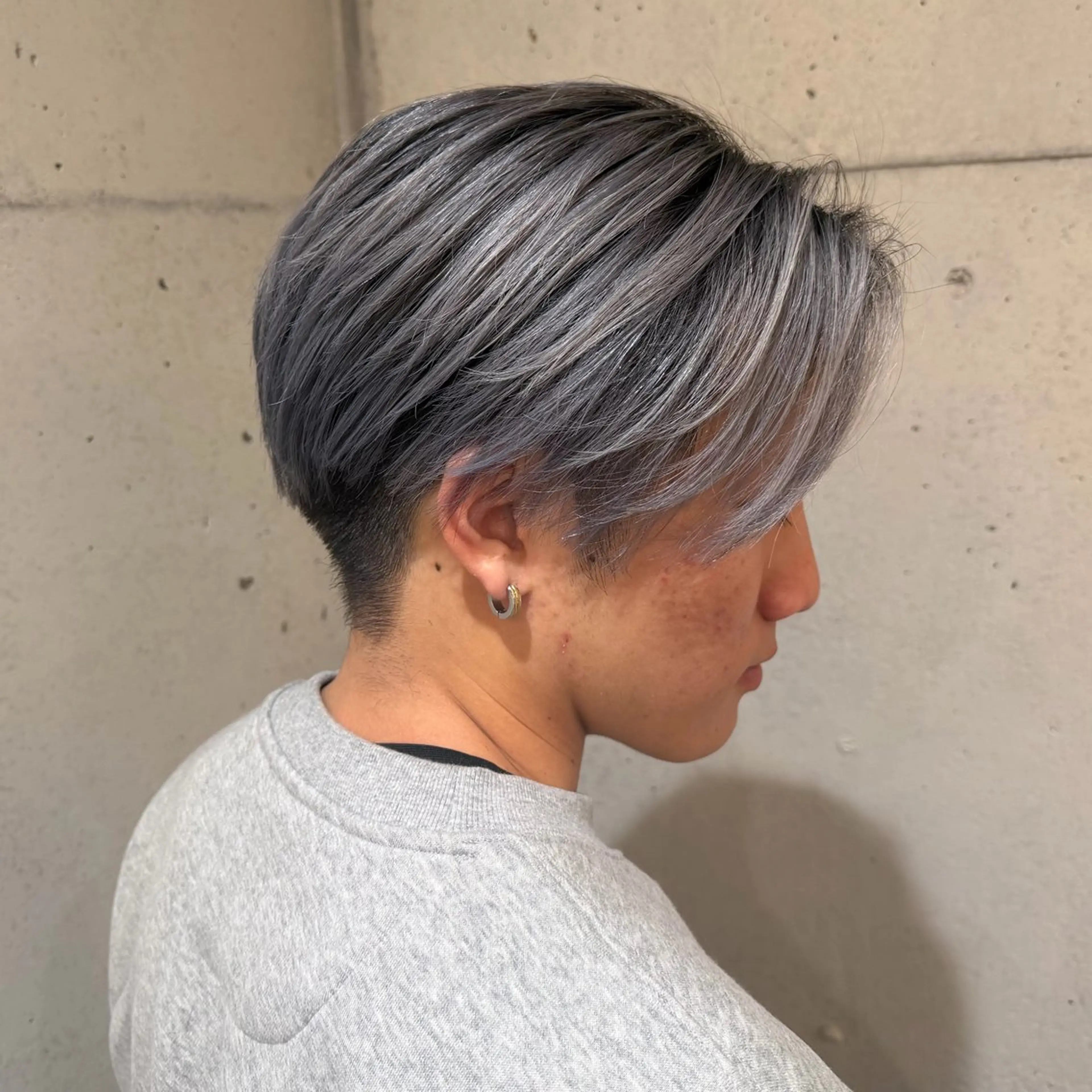 カラー メンズ ヘアカラー トリートメント ハイトーン/ボブ/ 髪質改善🦖mahoのヘアスタイル