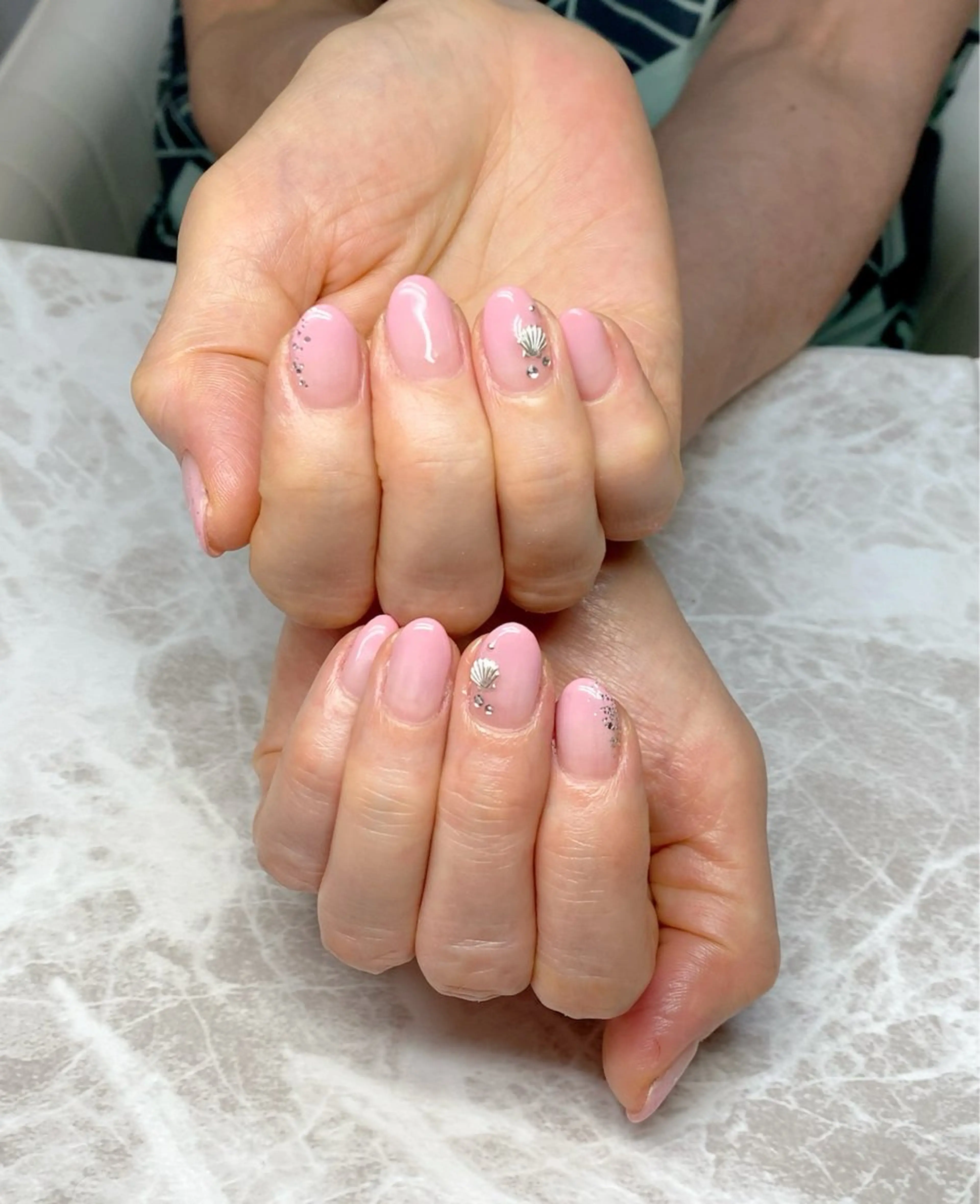 ネイル ハンドネイル ゆぴねいる所属・ゆぴねいる yupinailのネイルデザイン