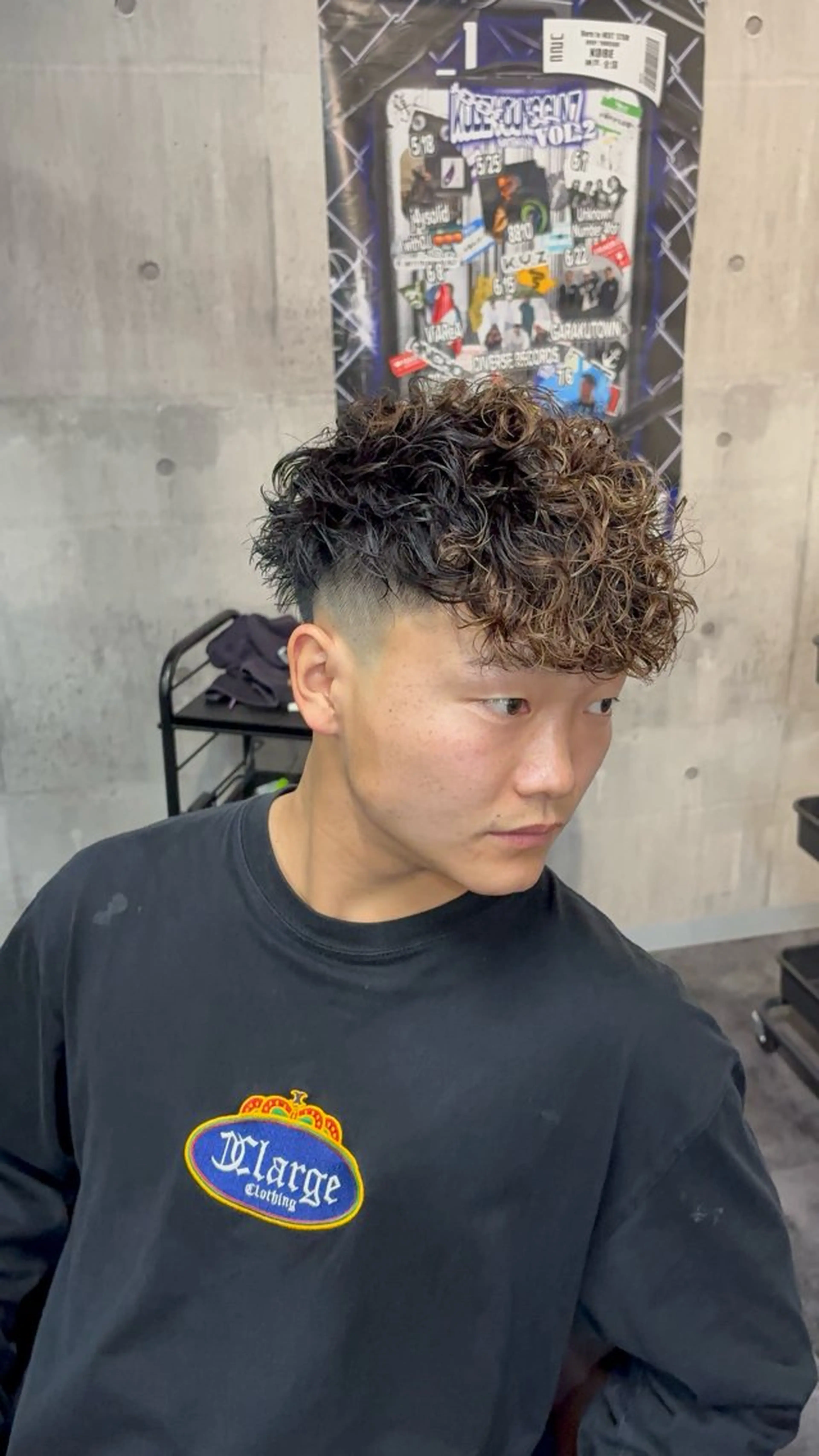 ショート カット Maison 心斎橋店所属・メンズ特化パーマ/ ハイトーンブリーチのヘアスタイル