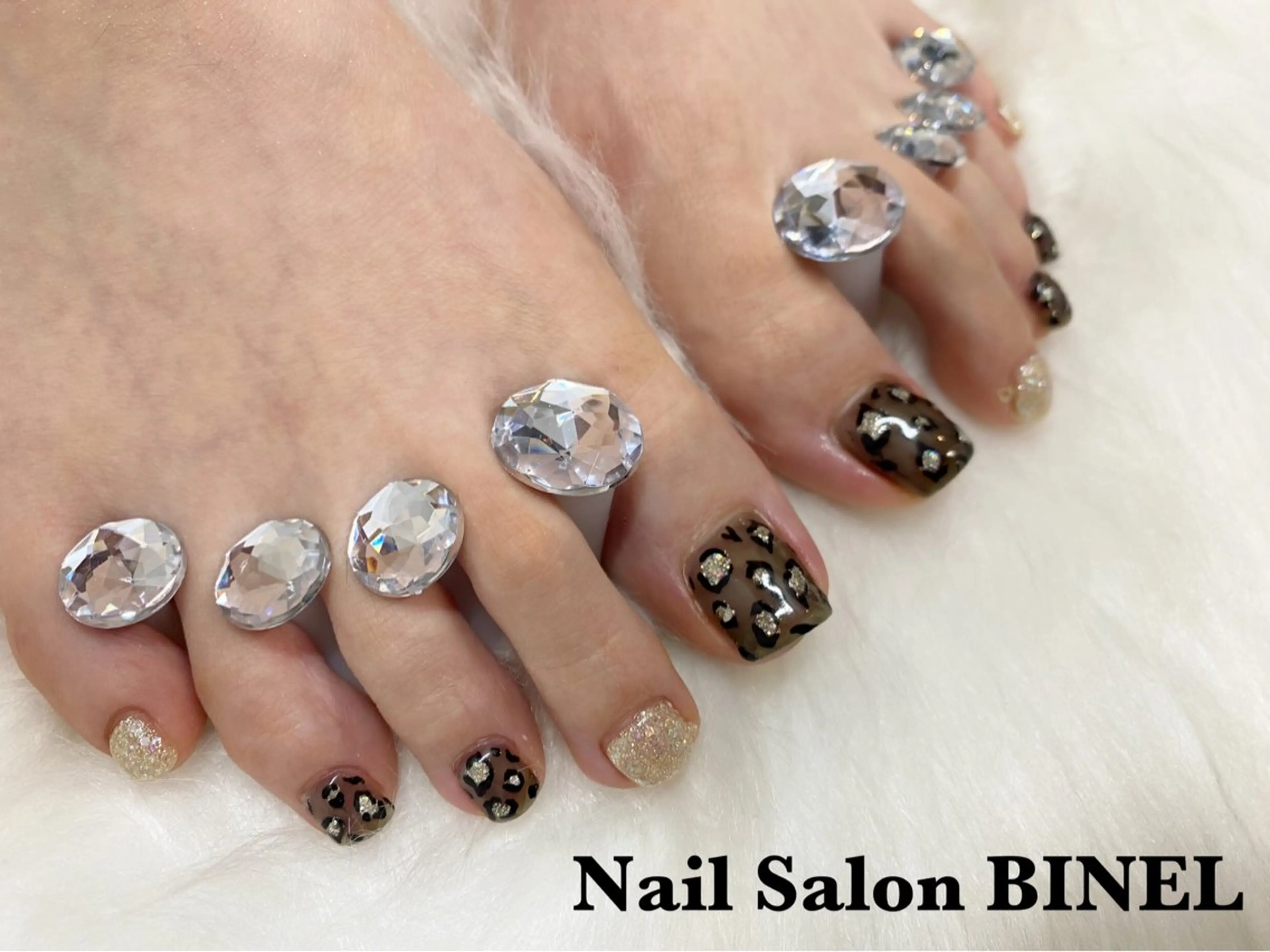 ネイル フットネイル H. Yuukaのネイルデザイン