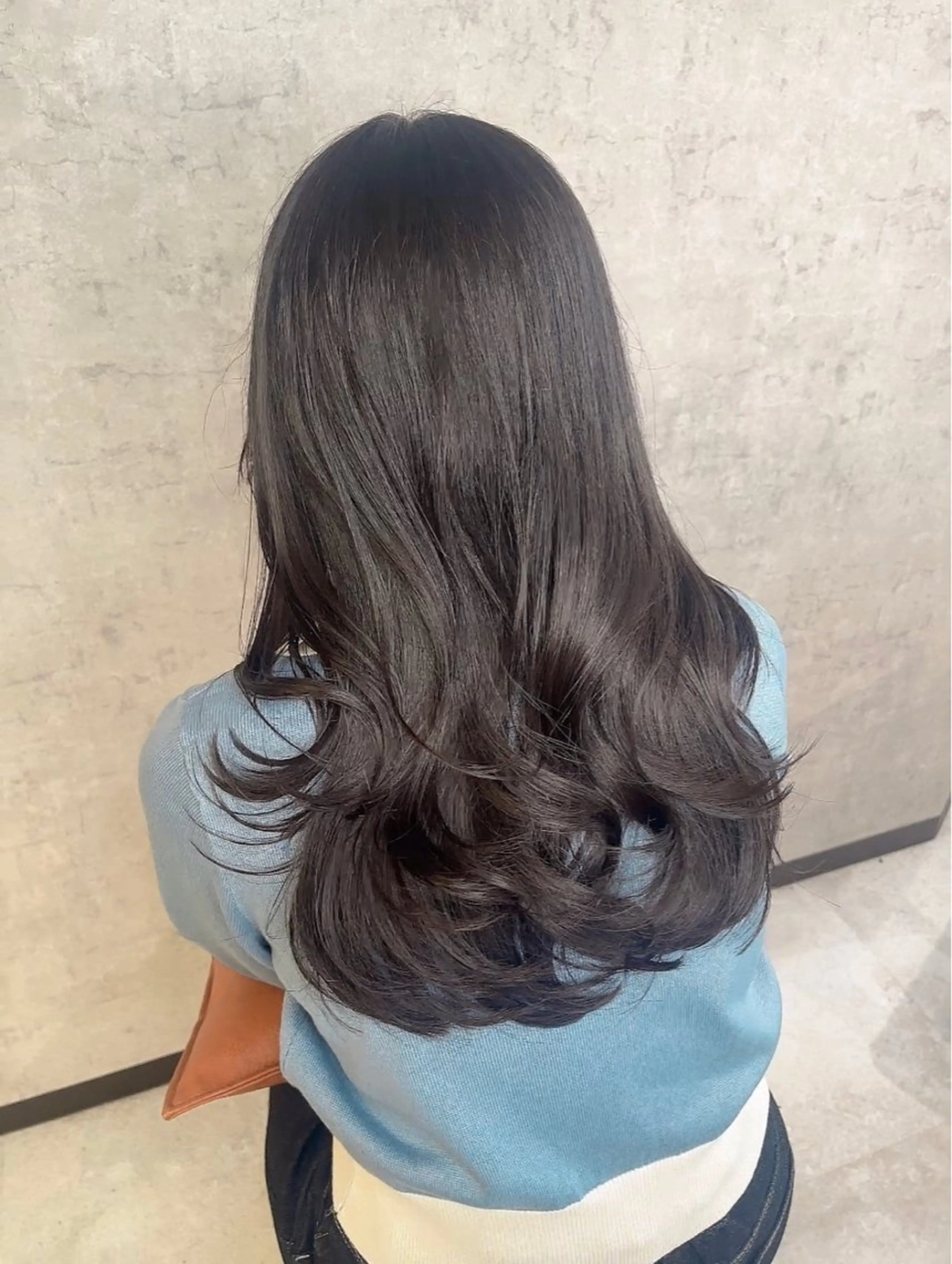 セミロング KAEDE🎀 ジャニオタ美容師のヘアスタイル