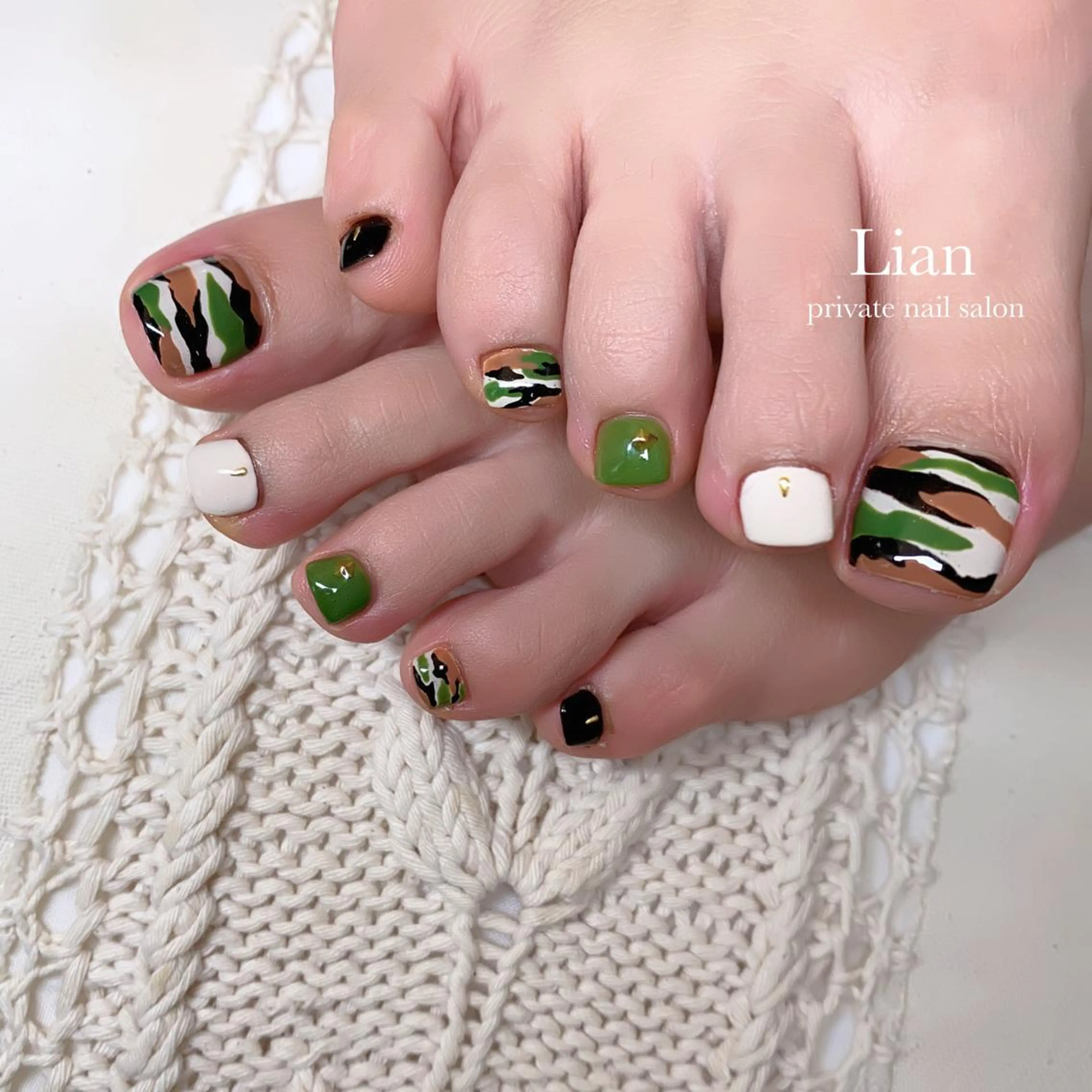 ネイル フットネイル フットネイル nailsalon Lenoaのネイルデザイン