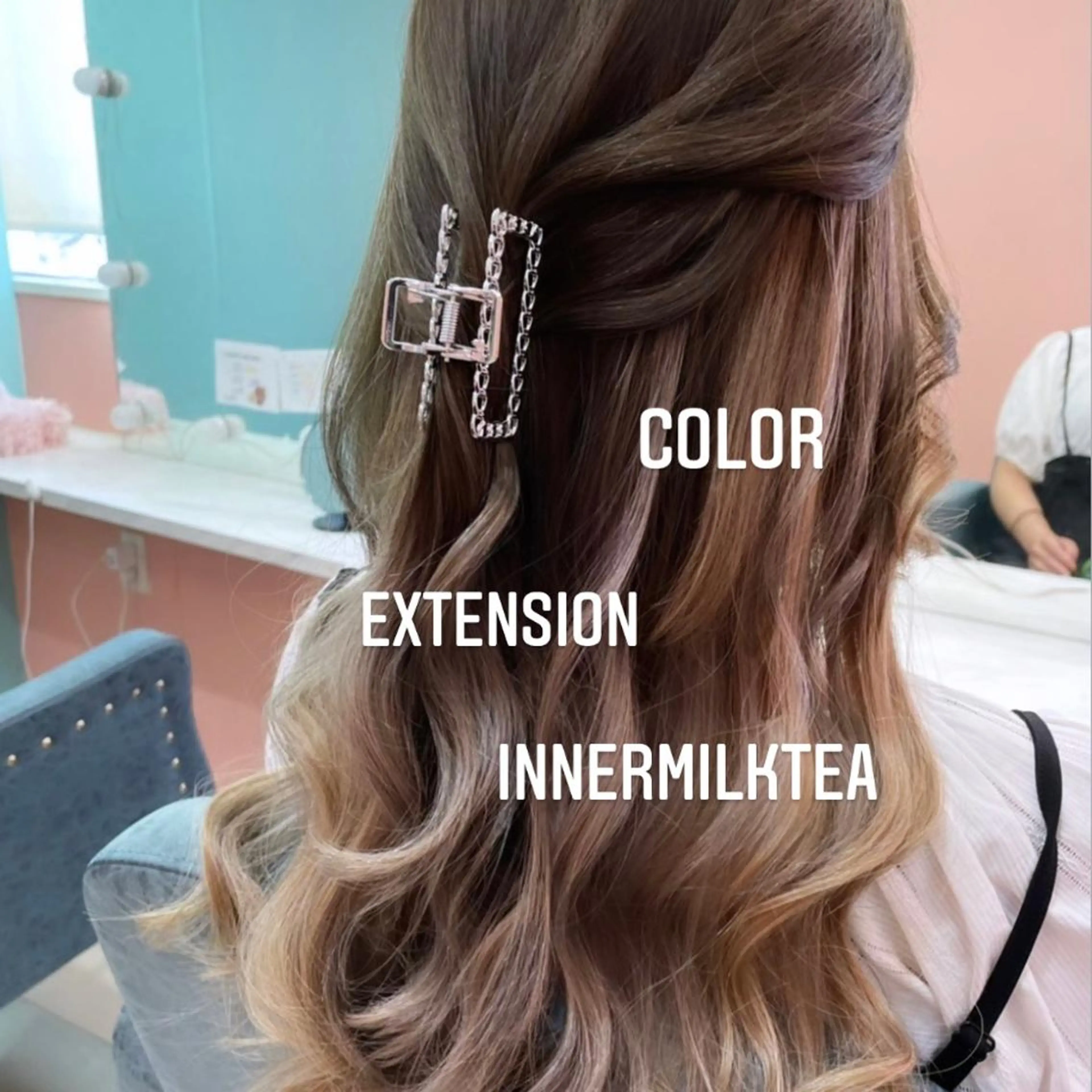 ロング カラー ヘアカラー エクステ エクステ🩵ブリーチ 韓国ヘア🩵KAEのヘアスタイル