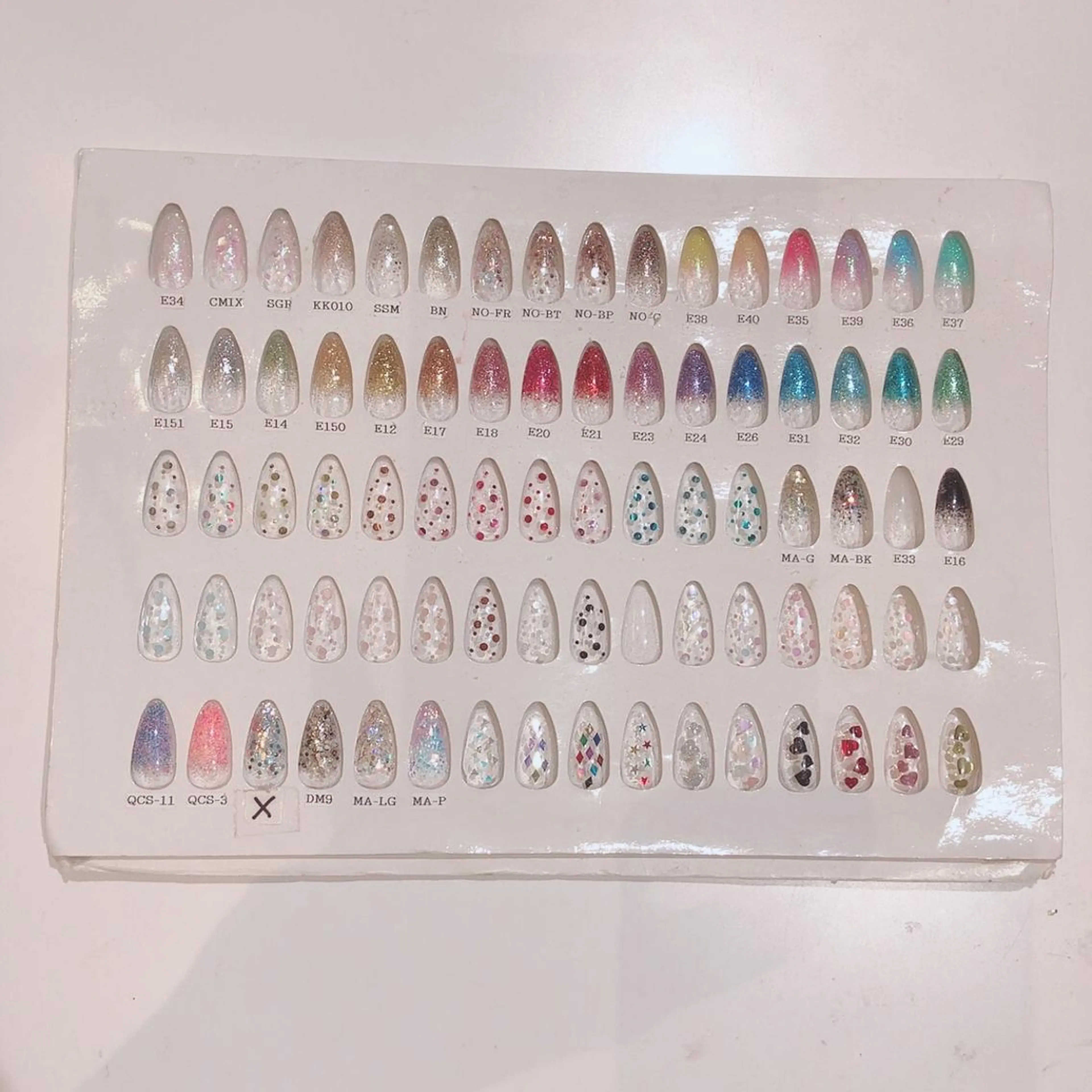 ネイル classic 新横浜所属・山田 暉のネイルデザイン