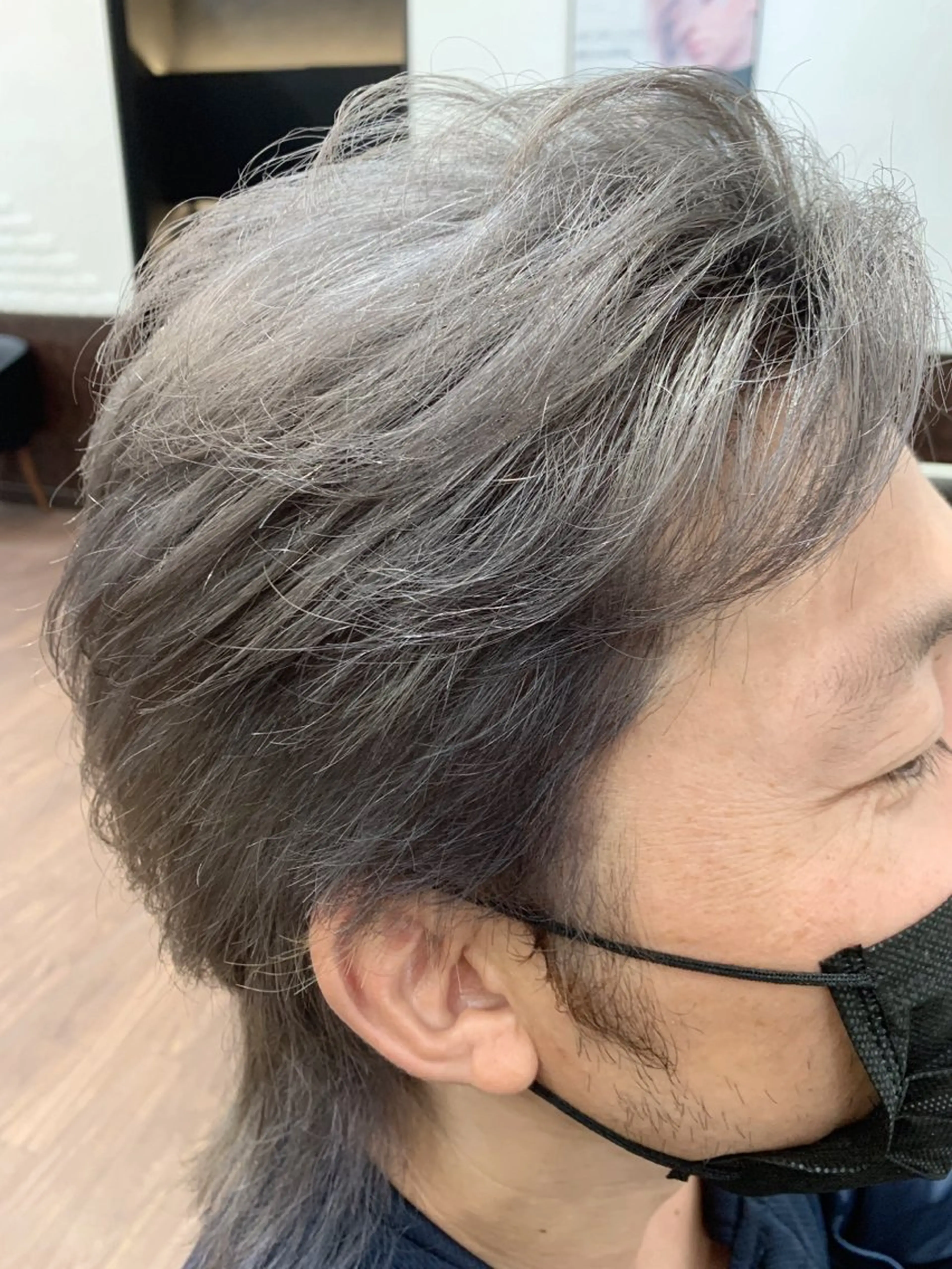 カラー メンズ メンズブリーチ ブリーチ ヘアカラー トリートメント Ebise Kazunoriのヘアスタイル