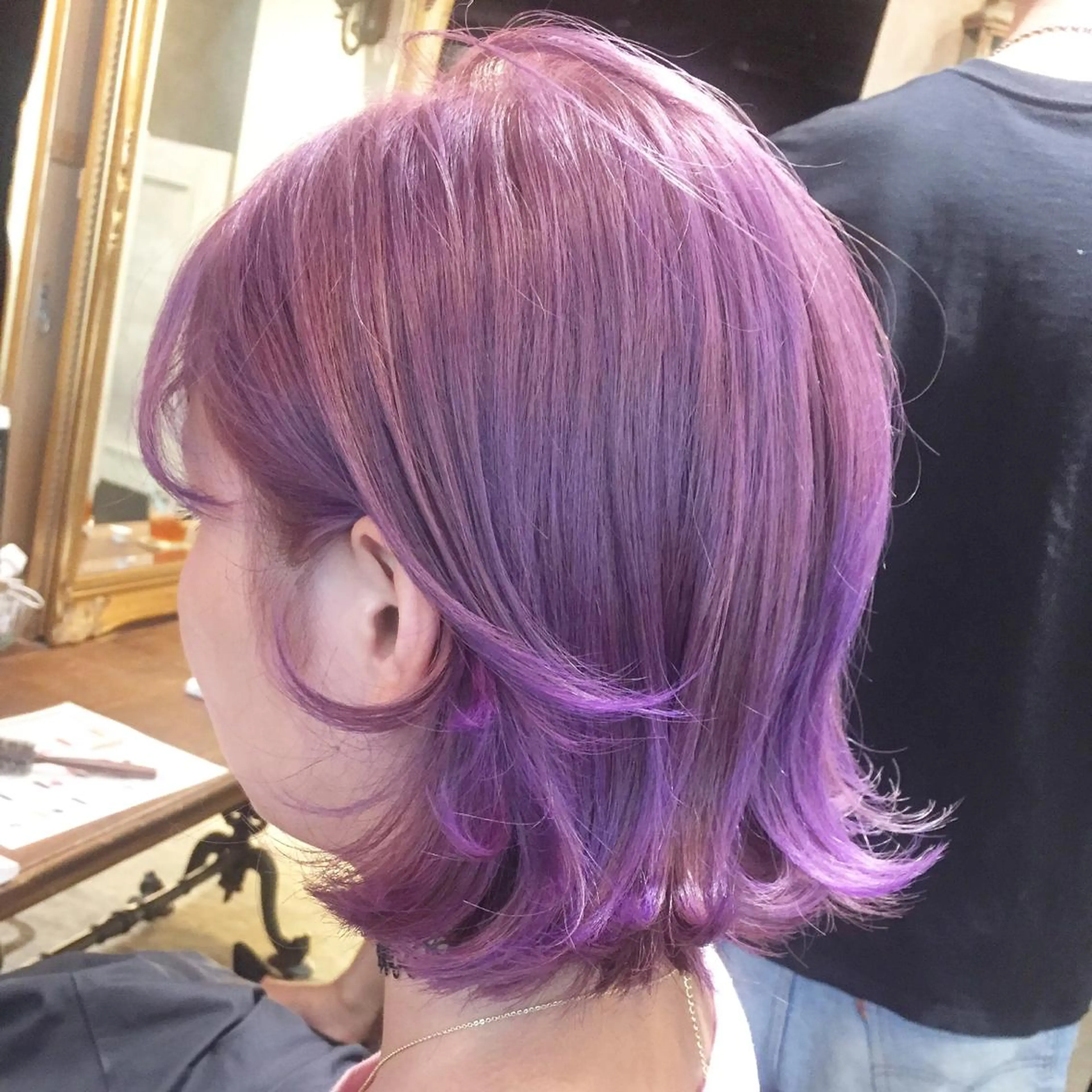 ミディアム カラー ブリーチ パープルカラー Salon de MiLK所属・露木 啓介のヘアスタイル