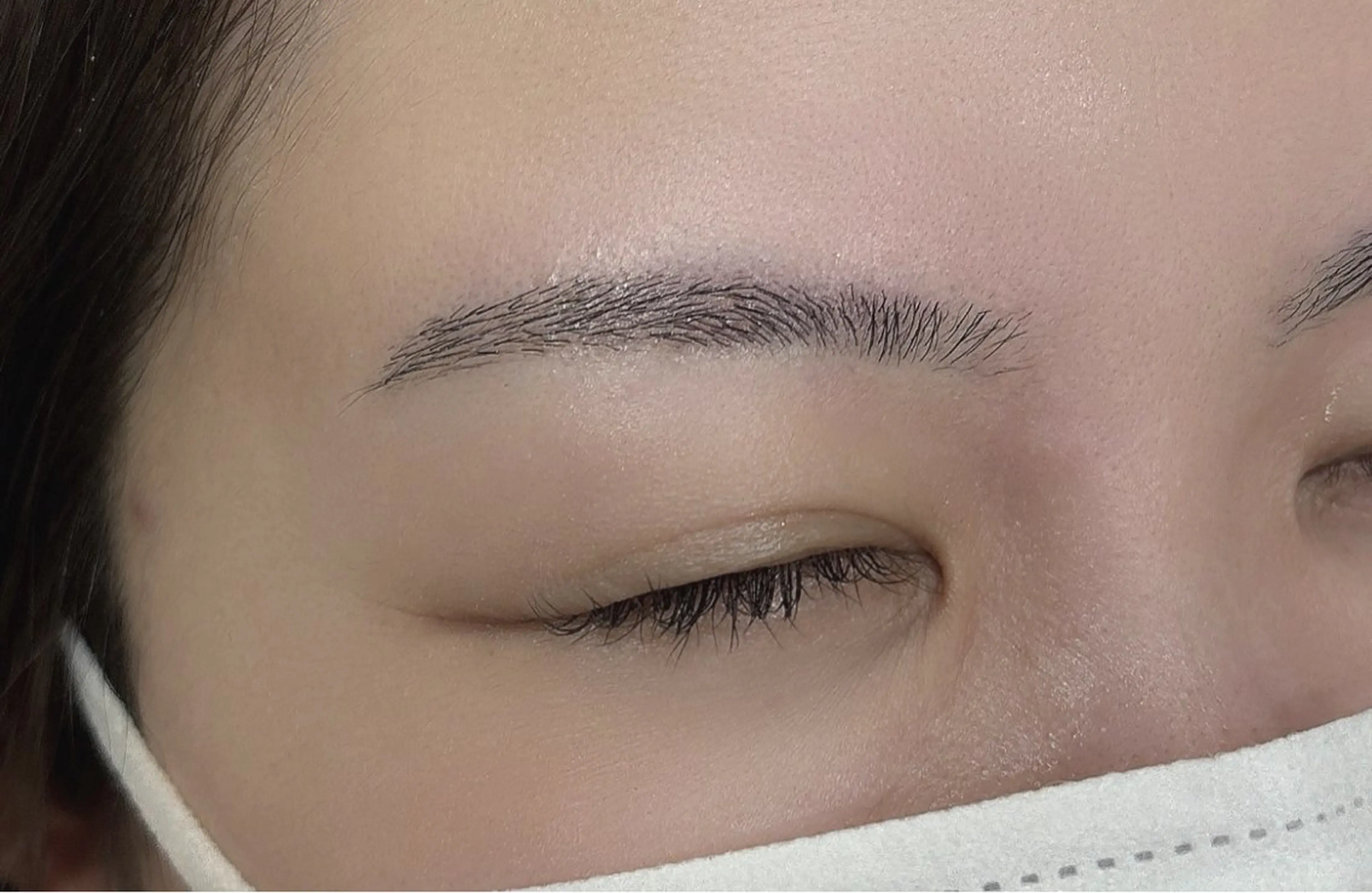 アイブロウ ワックス脱毛 眉カット その他(アイブロウ) une FEMINの眉毛・アイブロウイメージ