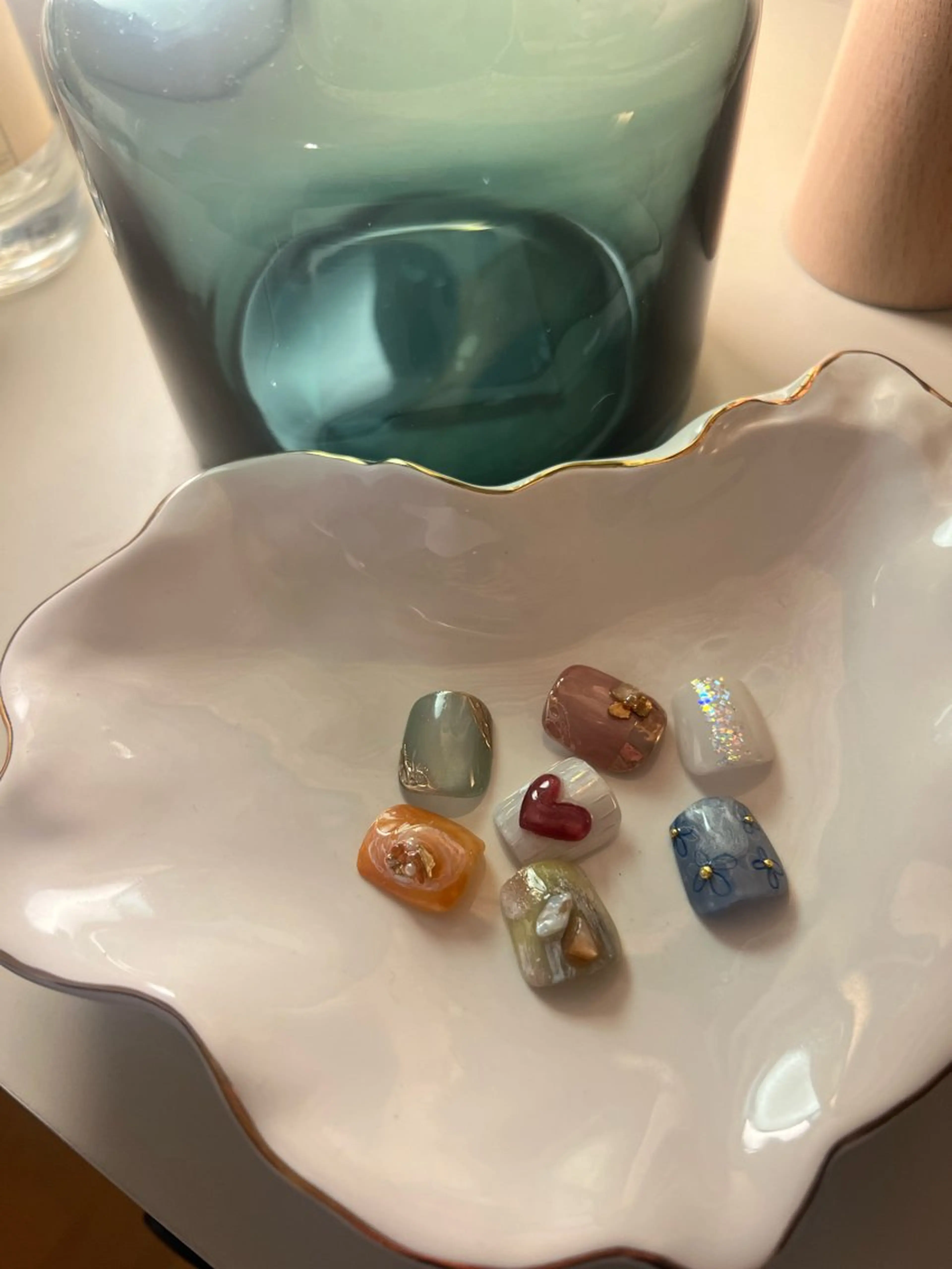 ネイル 金 柚嬉のネイルデザイン