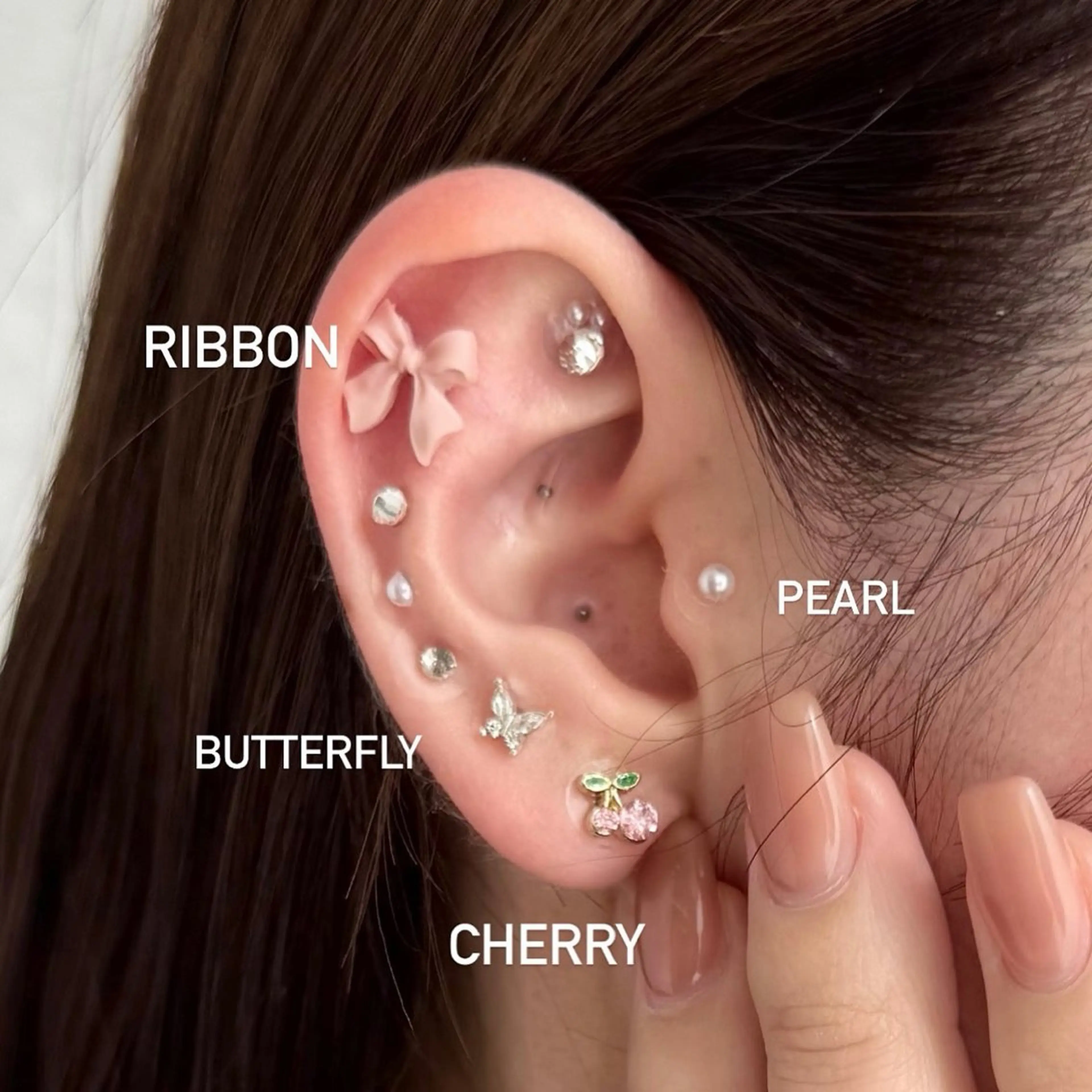 耳ツボジュエリー(つけ放題)の写真