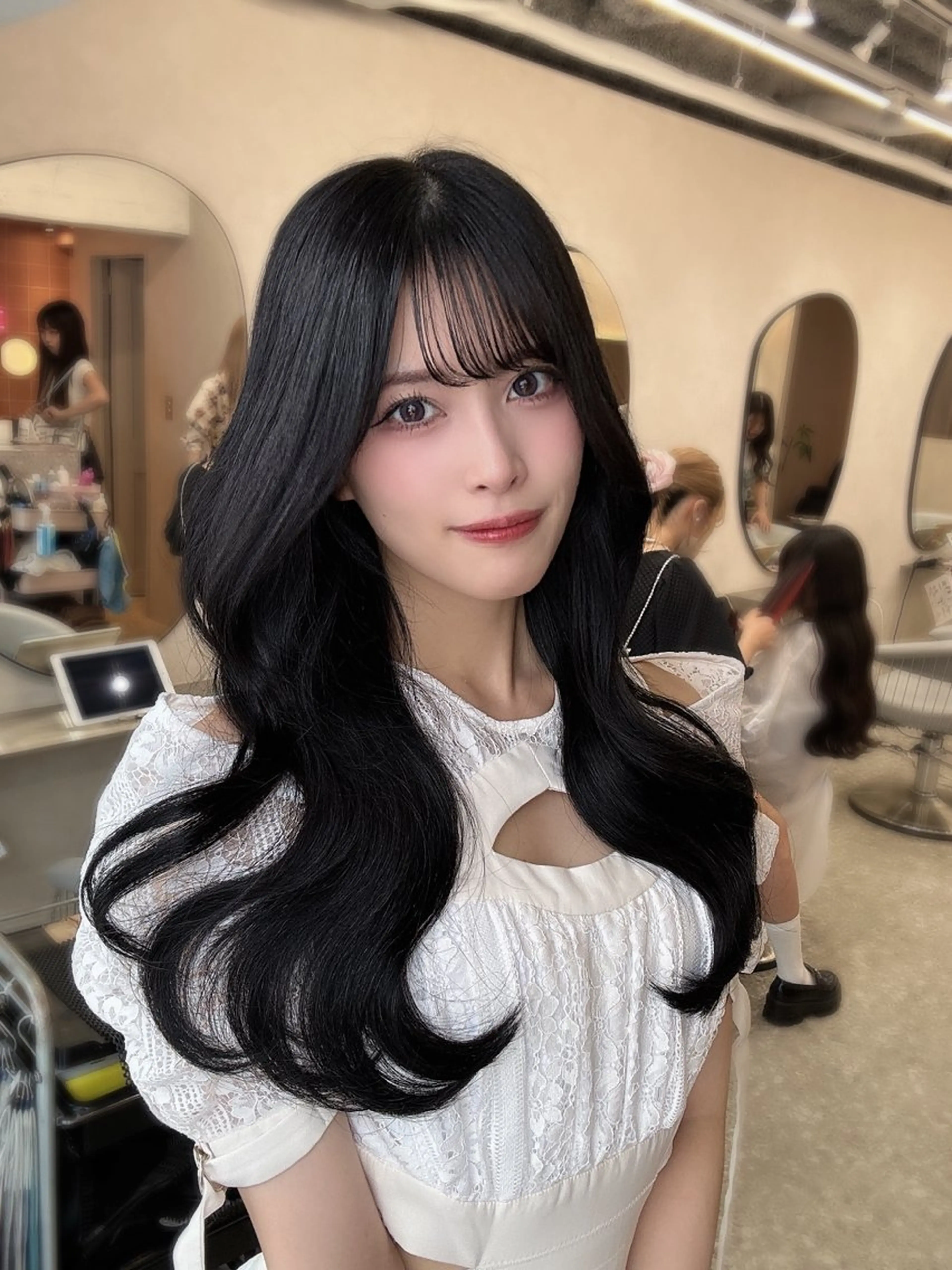 ロング カラー シールエクステ ブリーチ ダブルカラー イヤリングカラー インナーカラー カット ヘアカラー トリートメント 新宿/韓国風レイヤー エクステ/森悠斗のヘアスタイル