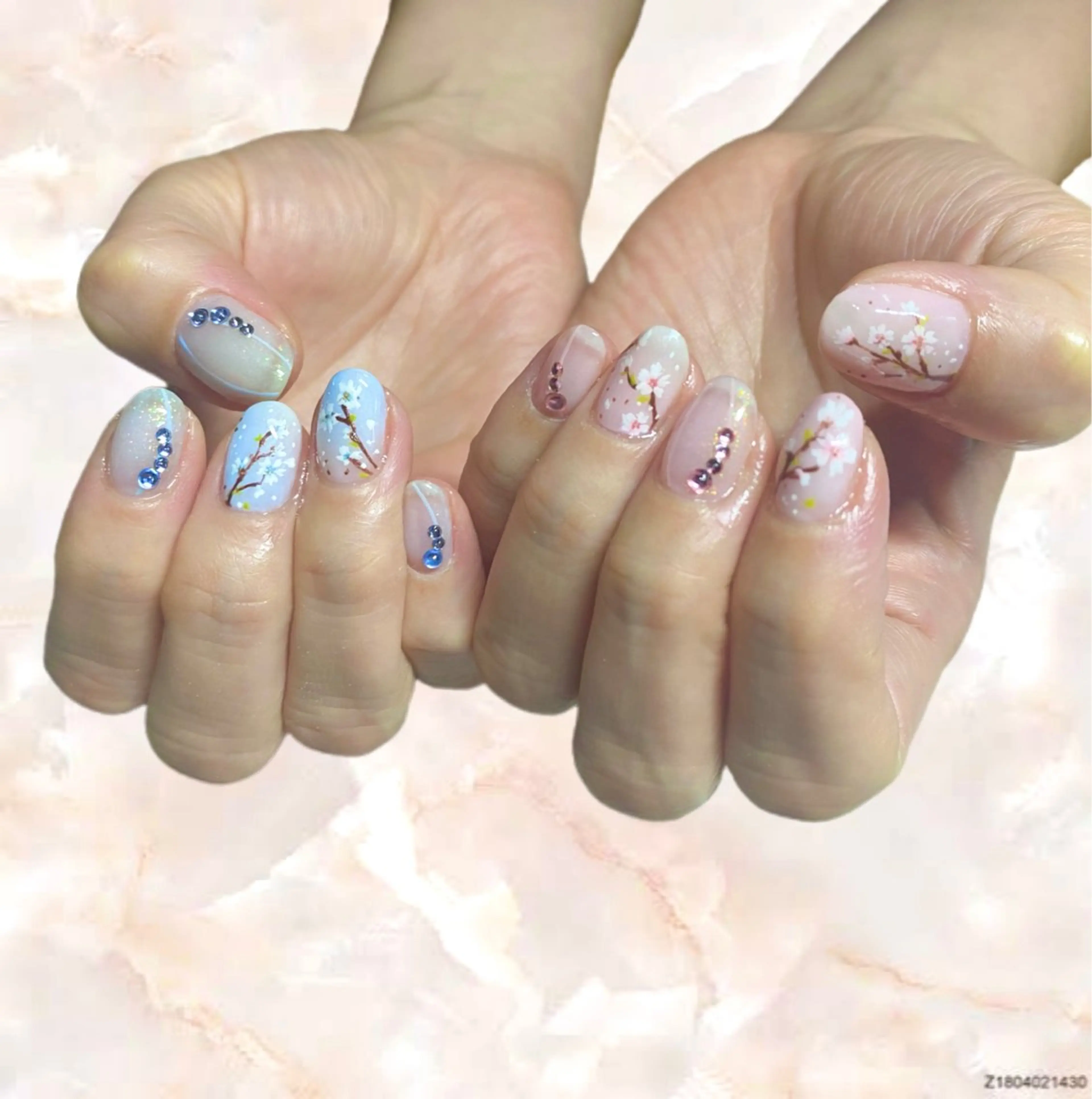 ネイル アートネイル 桜ネイル sunrich by 180degrees所属・足立区　五反野 自宅サロンのネイルデザイン