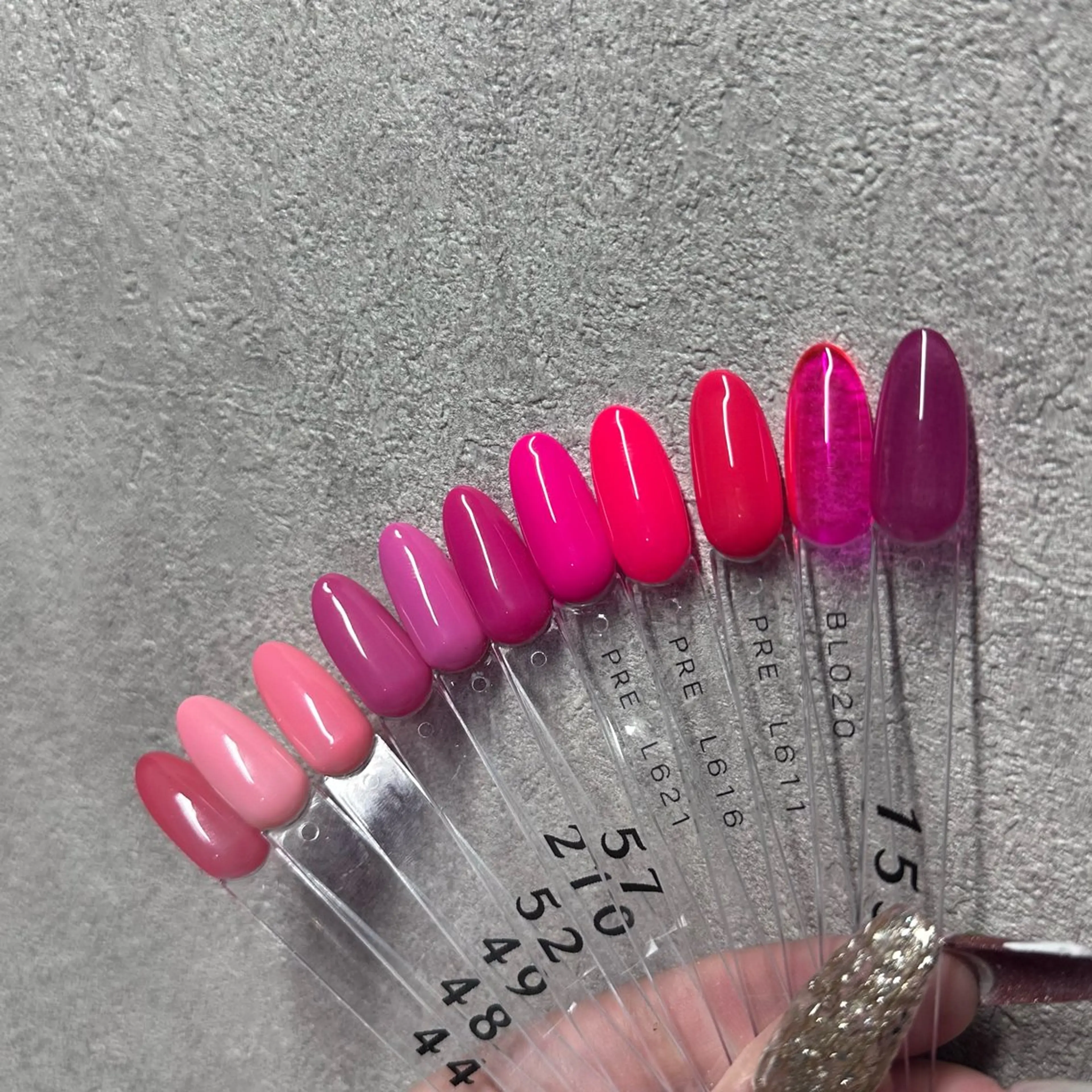 ワンカラー・ラメグラデーション【オフ有り】【マグネット変更＋1,100円】の写真