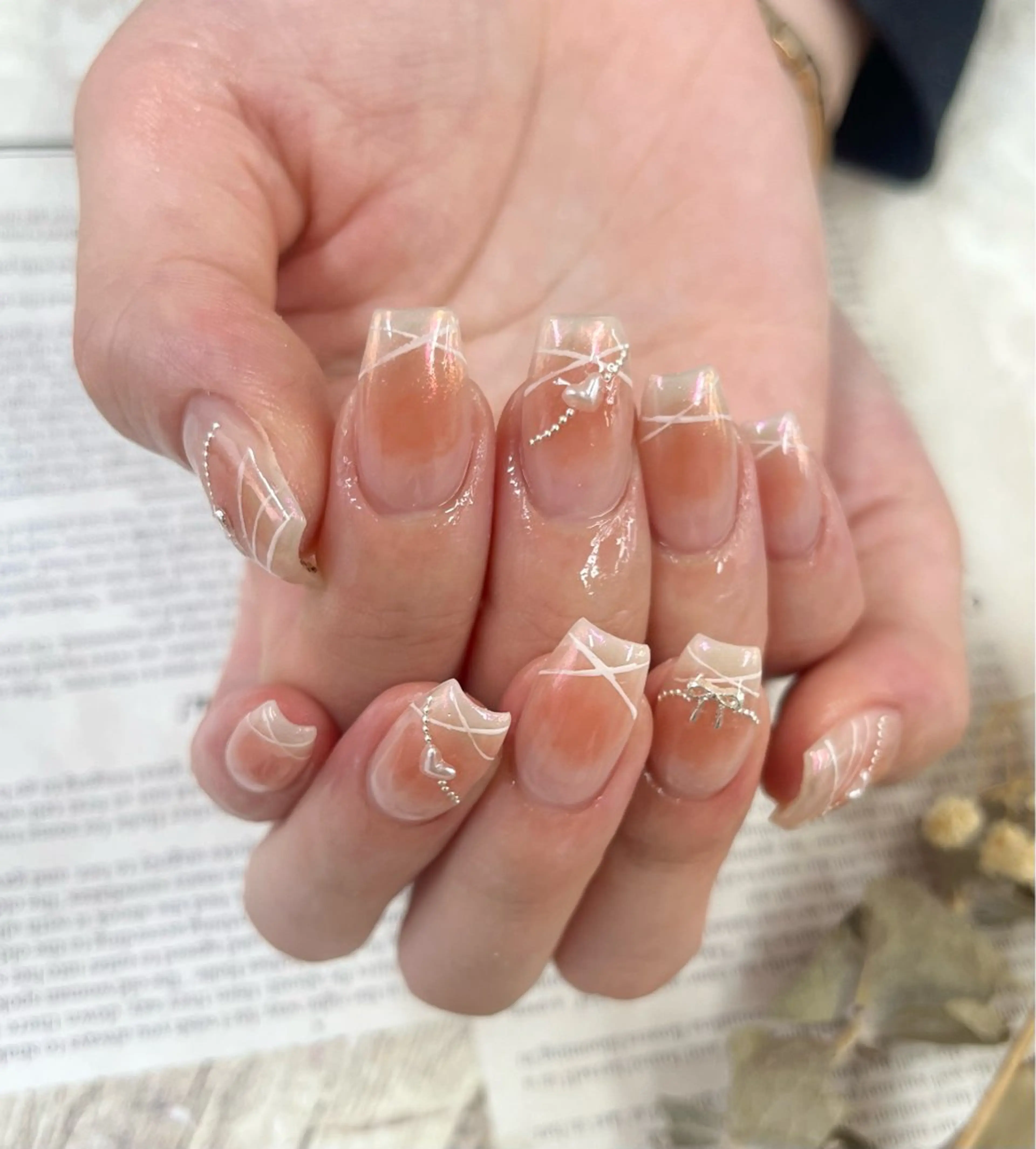 ネイル リボン ハンドネイル Basic町田本店 Suzunaのネイルデザイン