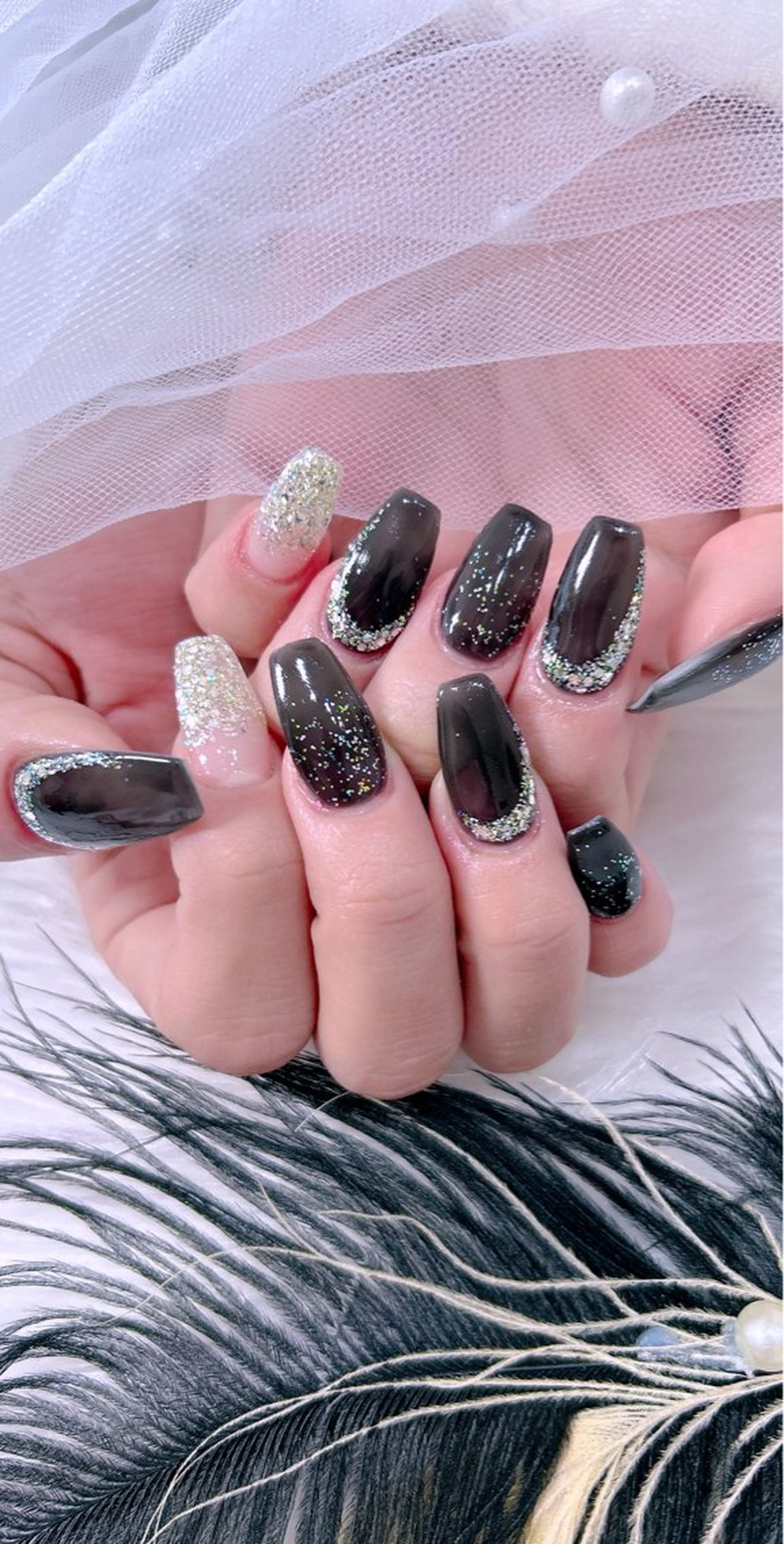 長さ出し10本、カラー2色、アート4本、スートン8粒の写真