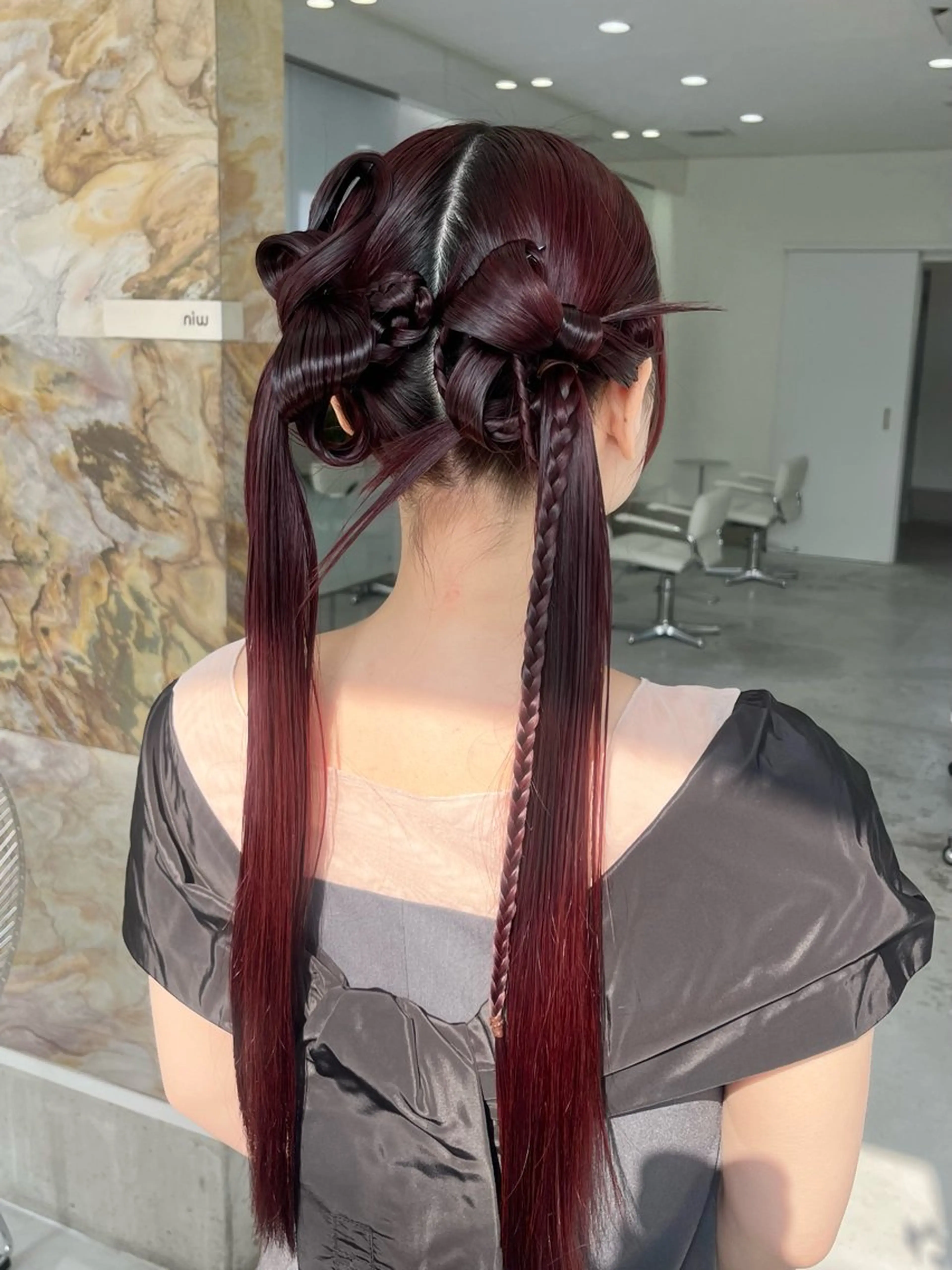 ロング ヘアセット 🟣niw SHUNNA🟣のヘアスタイル