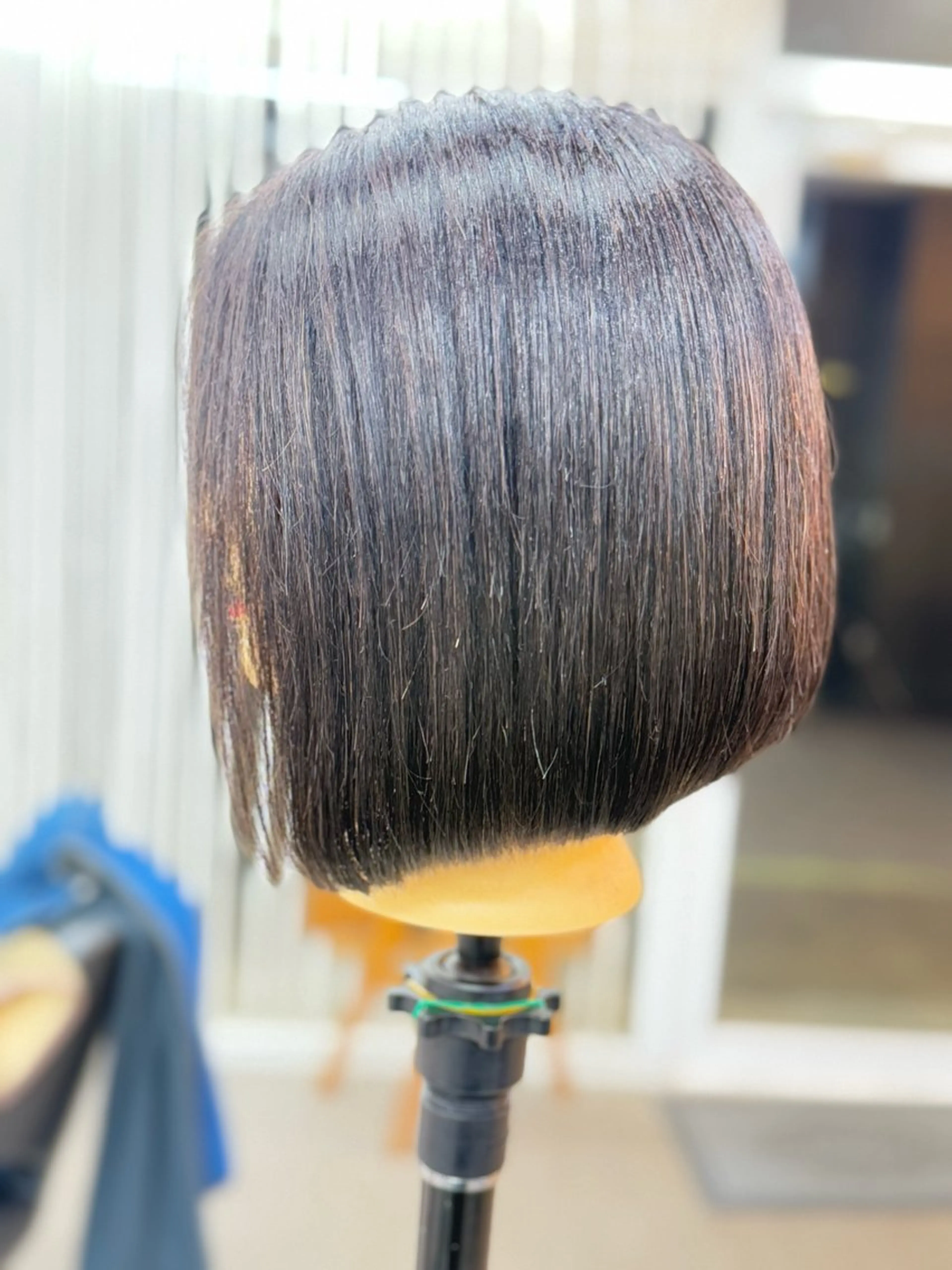 ミディアム ボブ Hair Peace所属・戎 歩のヘアスタイル