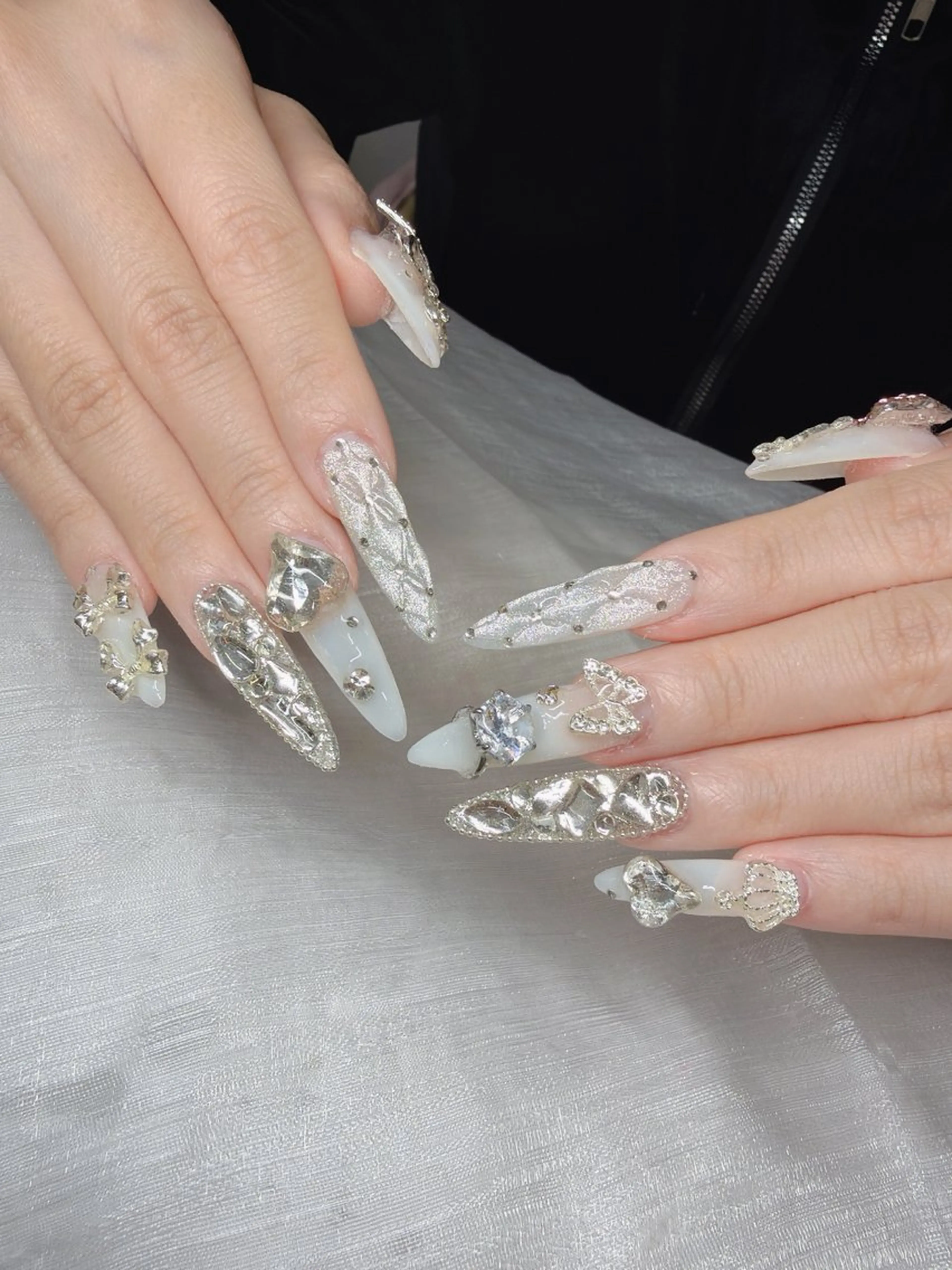 ネイル ハンドネイル Lee Nailsのネイルデザイン