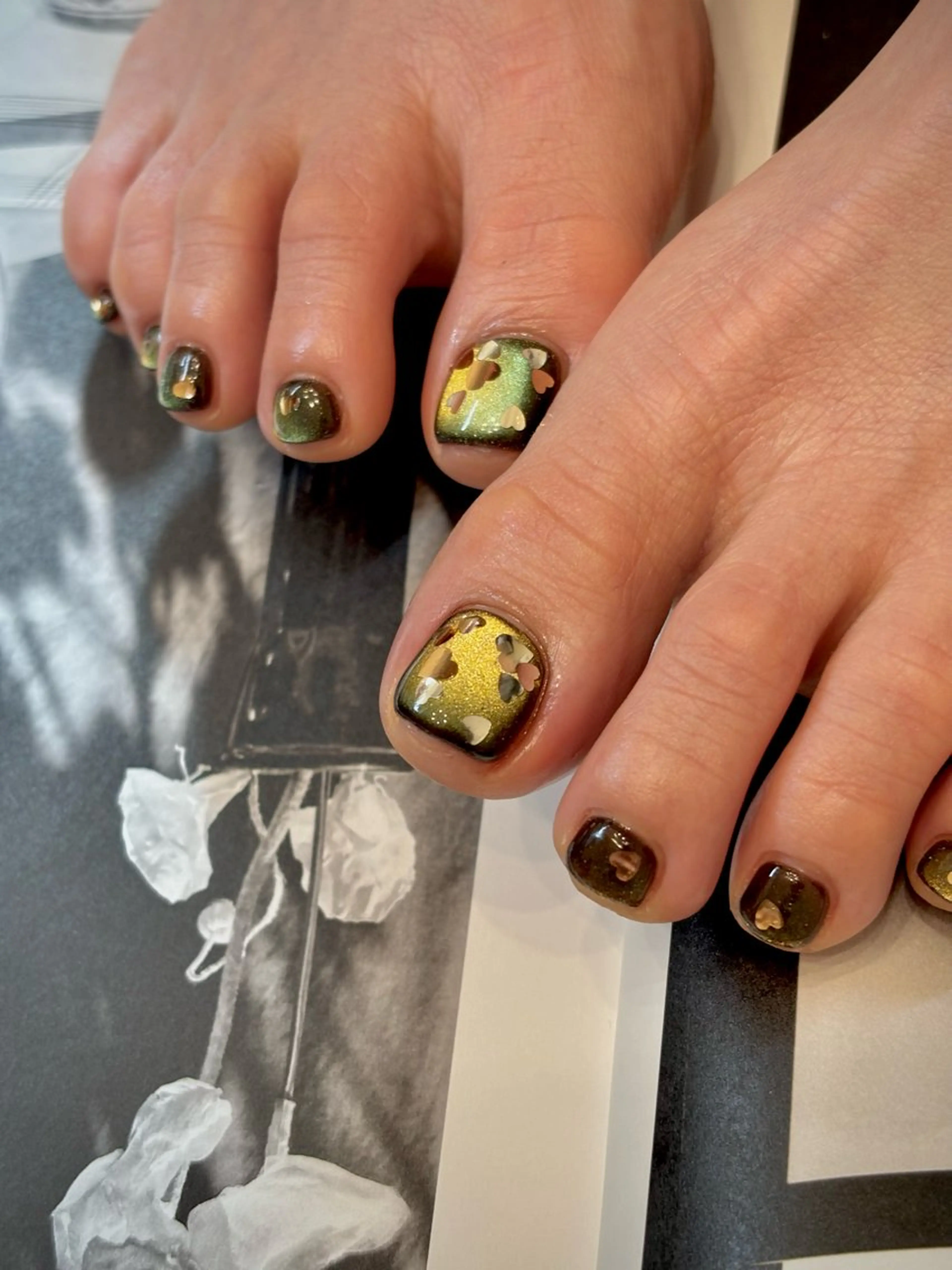 ネイル フットネイル illum hicariのネイルデザイン