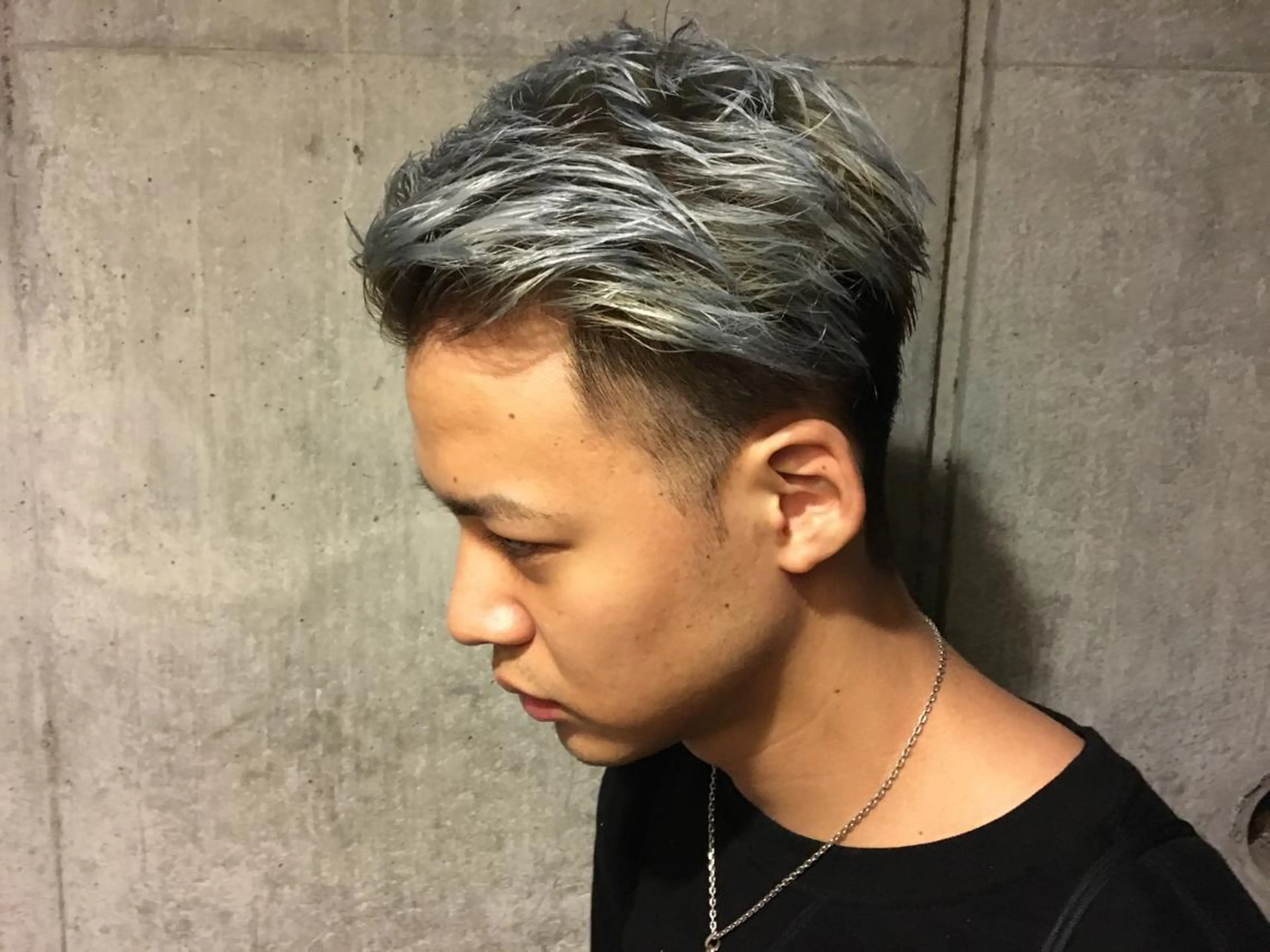 ショート カラー 店長/mao/ 前髪/顔周りカットのヘアスタイル