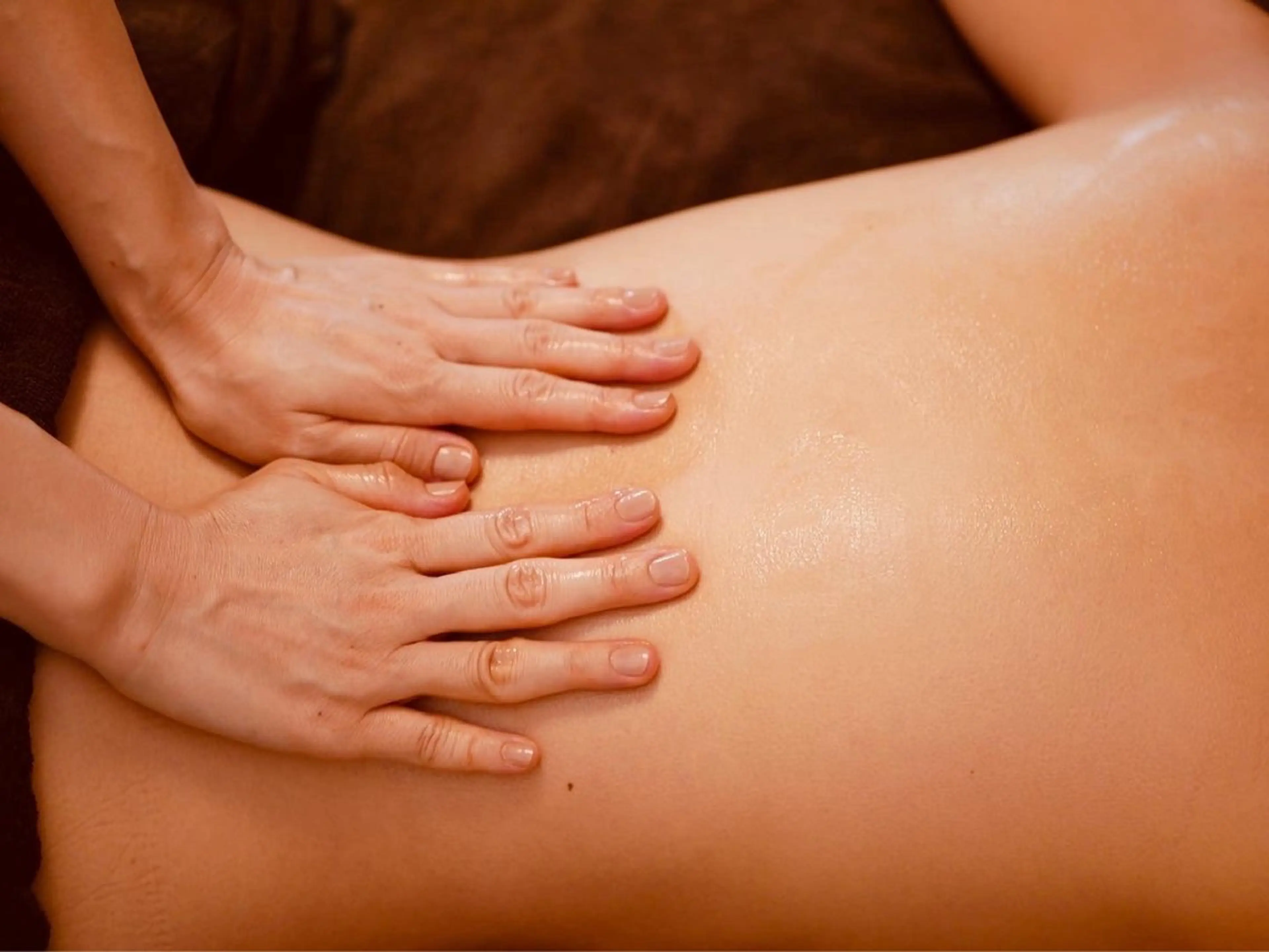 スウェディッシュマッサージ60分（全身のオイルマッサージ）の写真