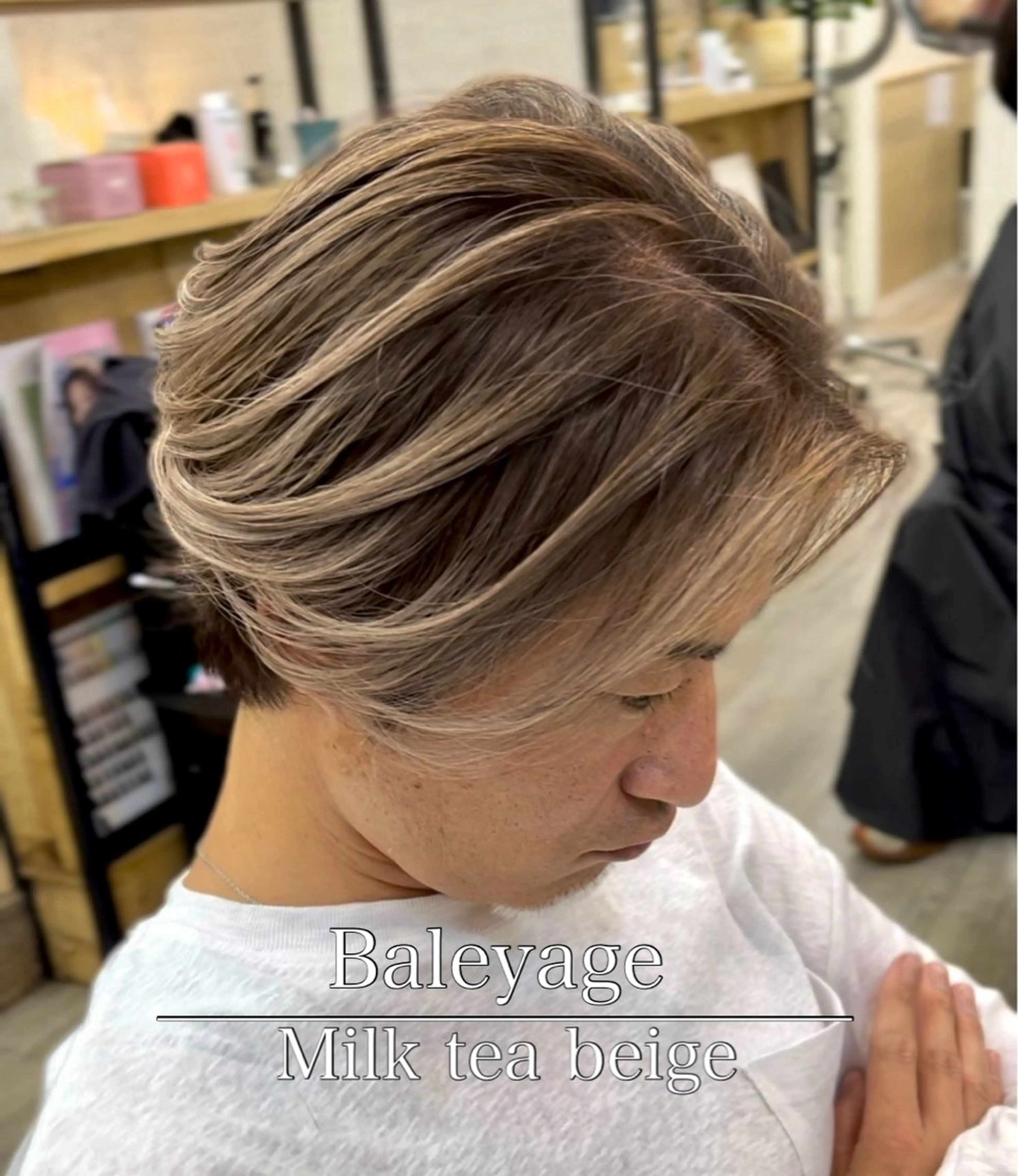 ミディアム カラー パーマ ヘアアレンジ メンズ メンズバレイヤージュ メンズブリーチ バレイヤージュ ブリーチ ケアブリーチ カット ヘアカラー トリートメント ヘアセット 二ヶ月綺麗が続く デザイン/星野六三四のヘアスタイル