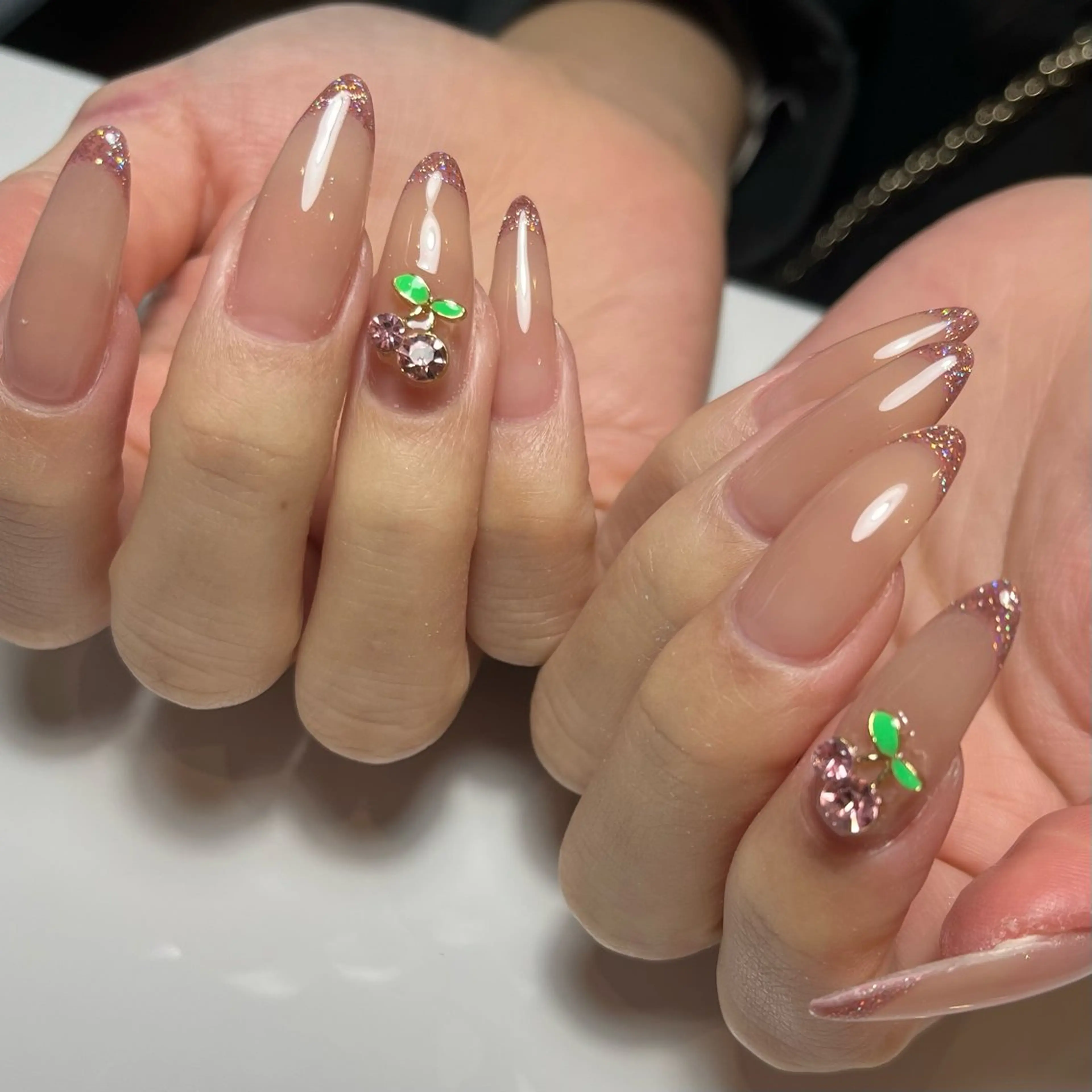 ネイル フラッシュネイル フレンチネイル ハンドネイル ballie／小野原 なつみのネイルデザイン