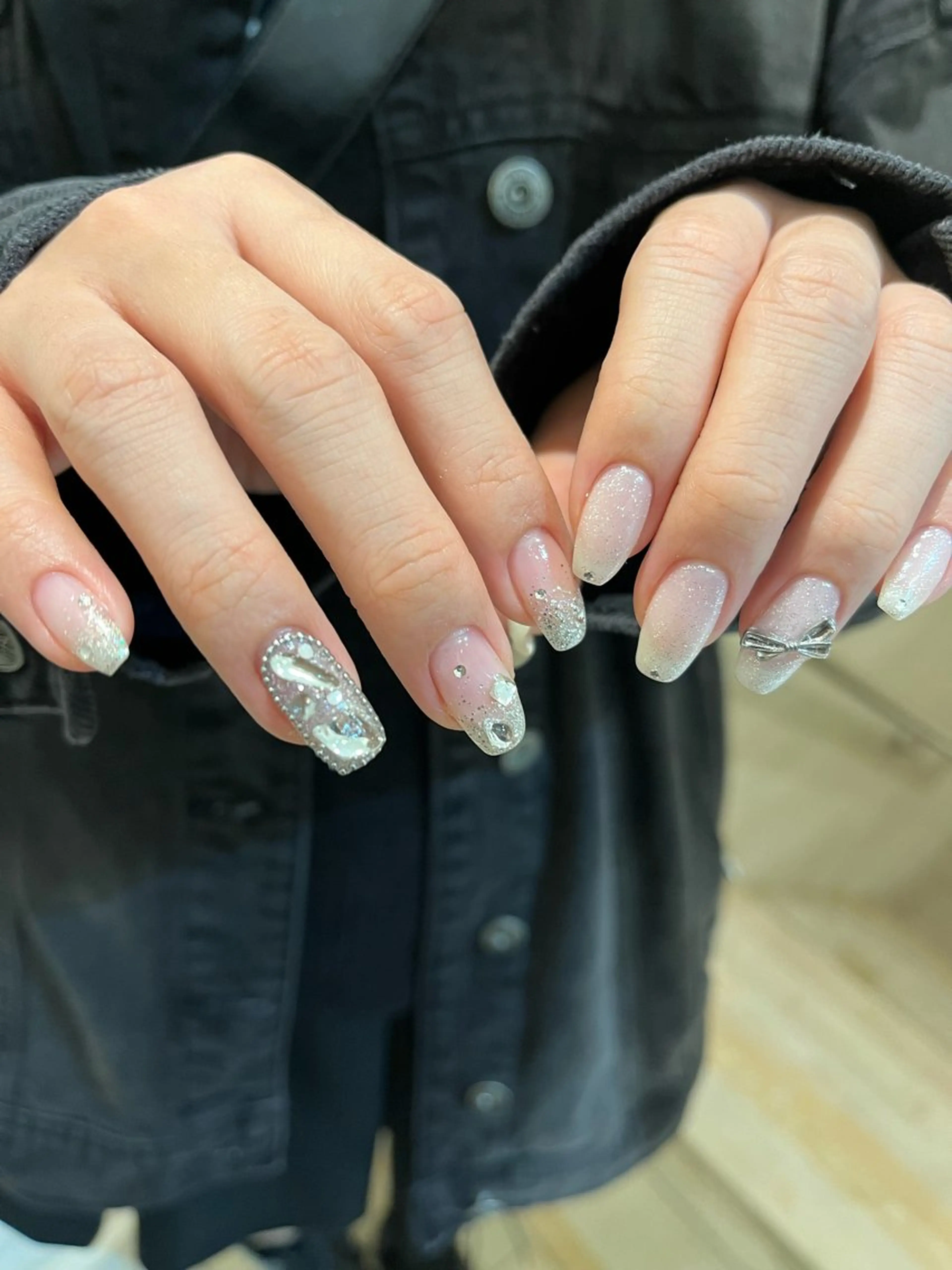 ネイル キラキラネイル ハンドネイル Momone ／渋谷／パラジェルのネイルデザイン