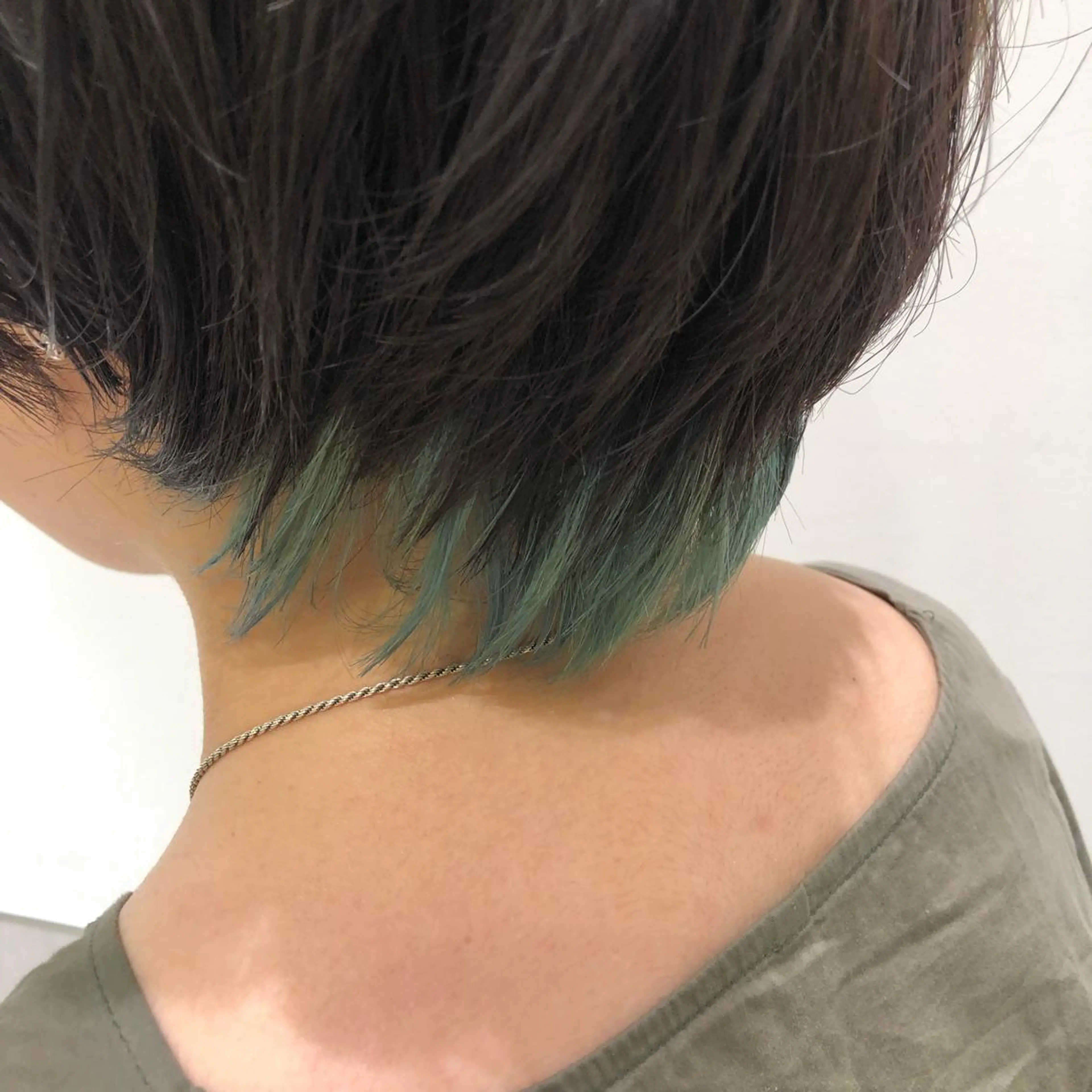 ショート カラー ハイライトカラー ハイライト 透明感カラー🩵 mioのヘアスタイル