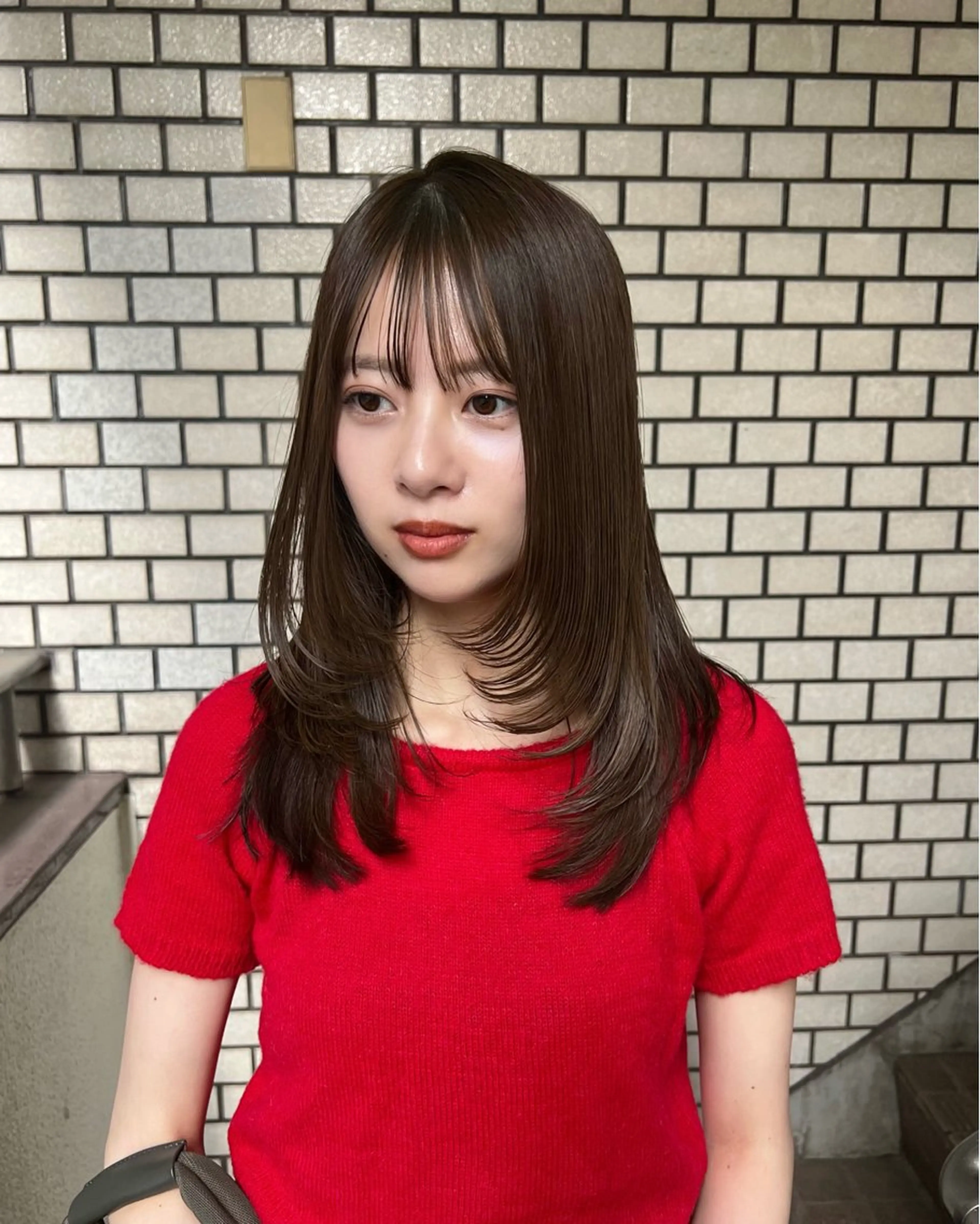 セミロング レイヤーカット まろやか透明感カラー ♡MANAのヘアスタイル