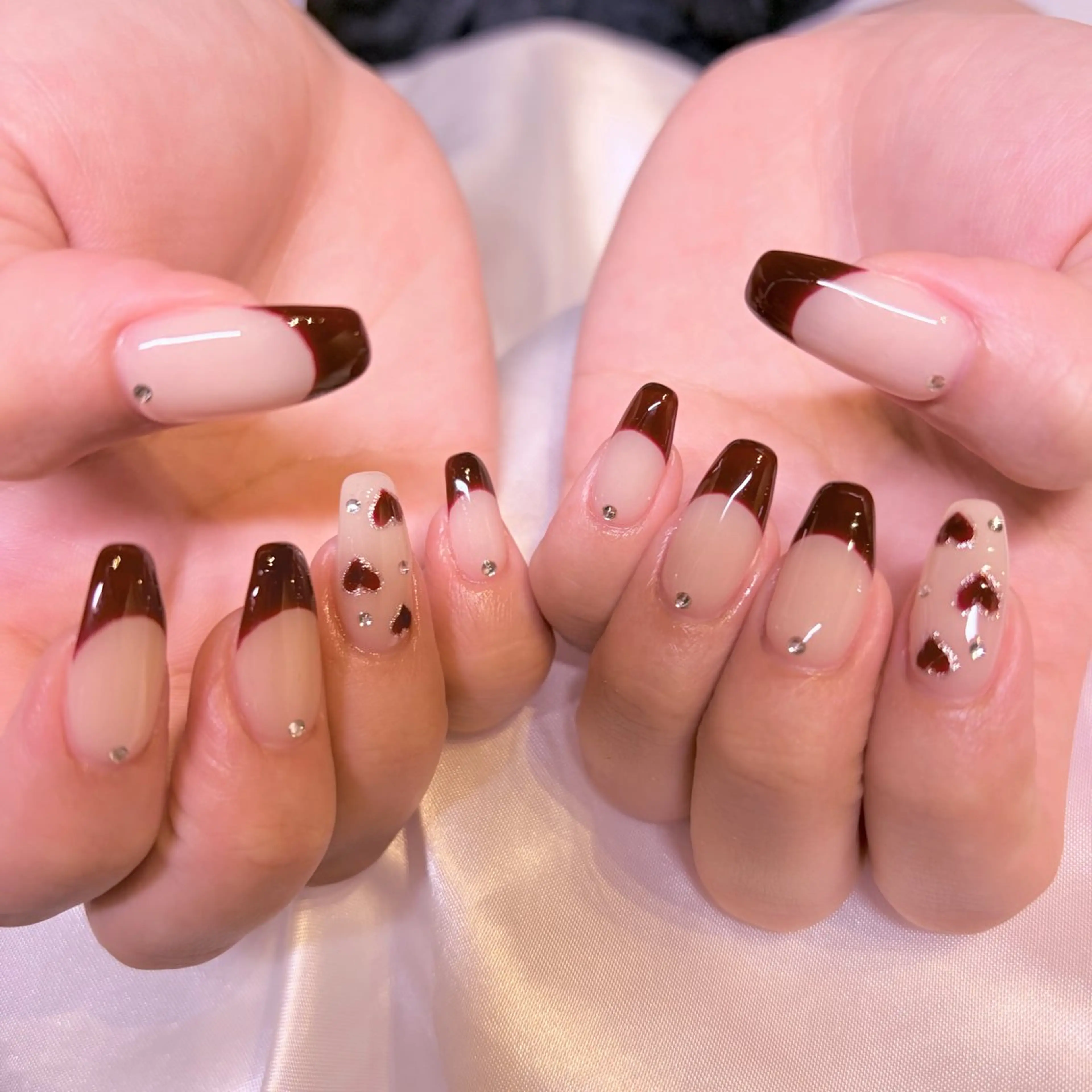 ネイル ボルドー ハンドネイル nail salon e'mu💐のネイルデザイン