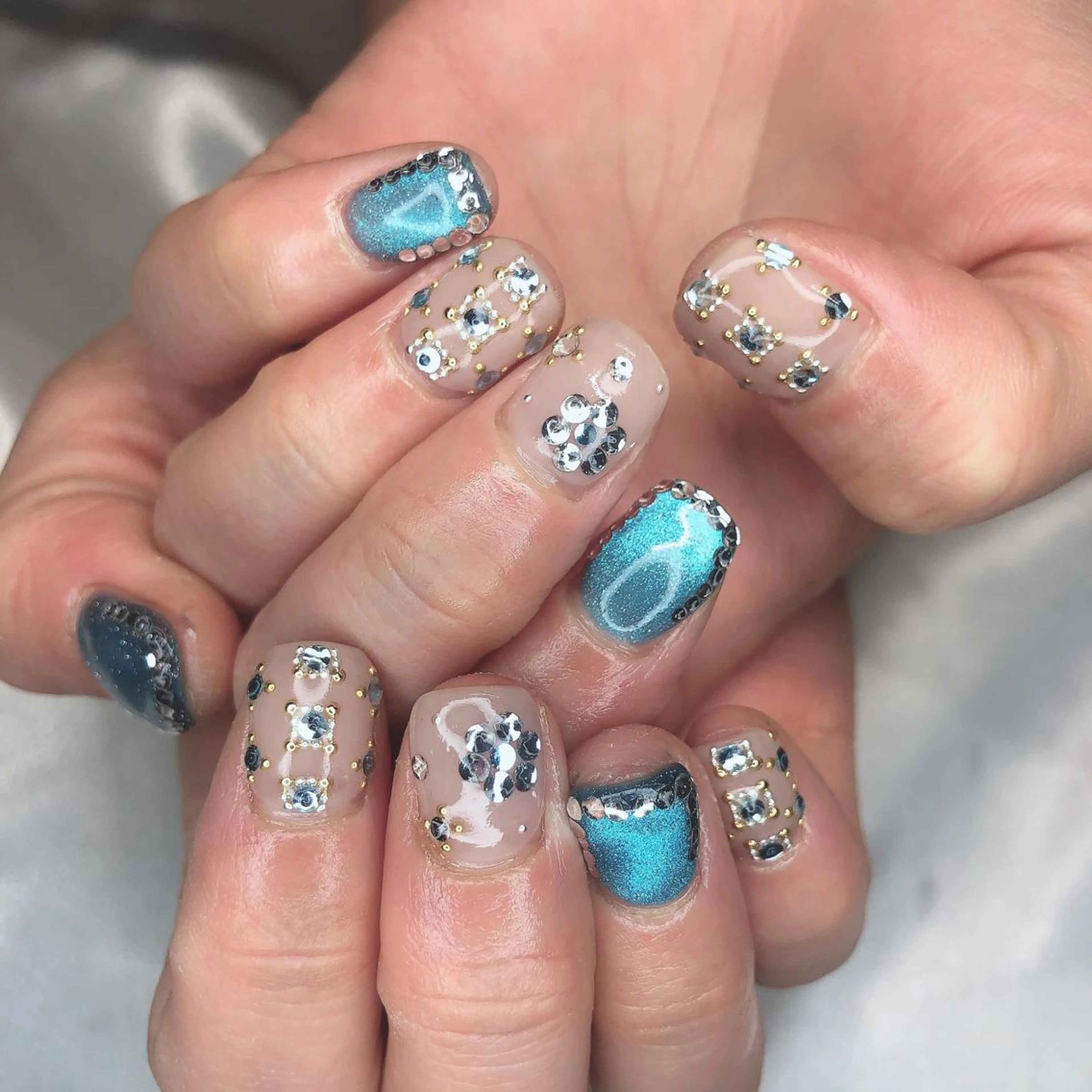 ネイル 持ち込み ハンドネイル フットネイル mi chiのネイルデザイン