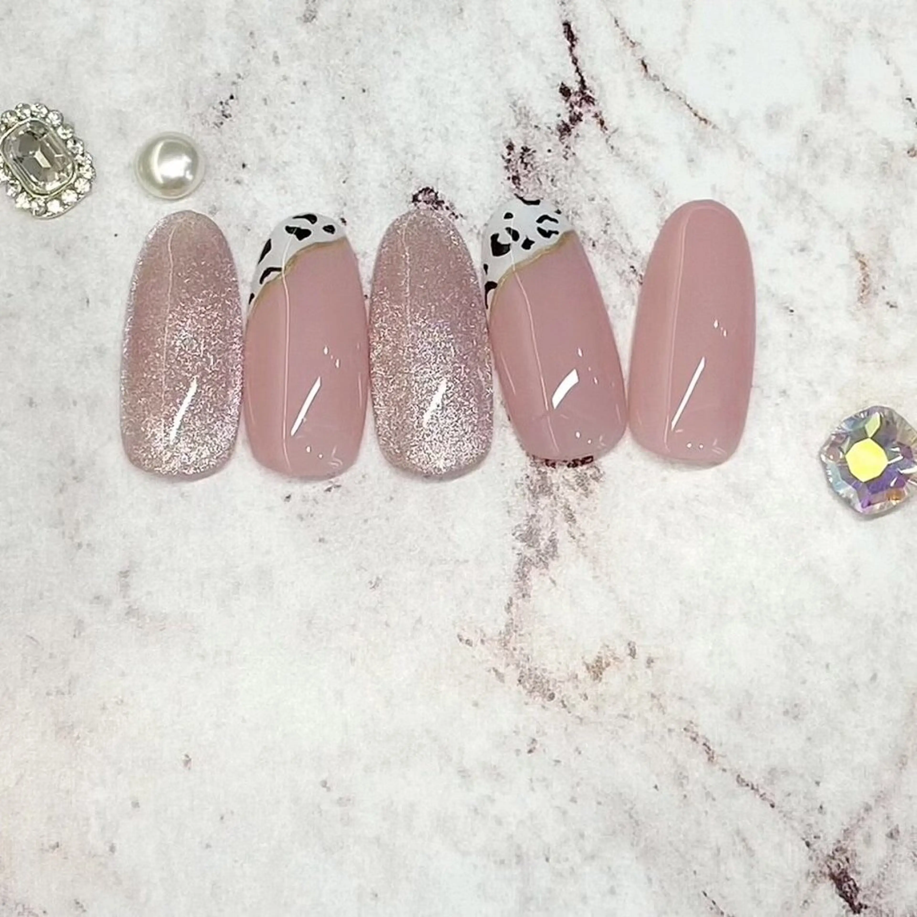 ネイル 安江 翼のマツエク・マツパデザイン