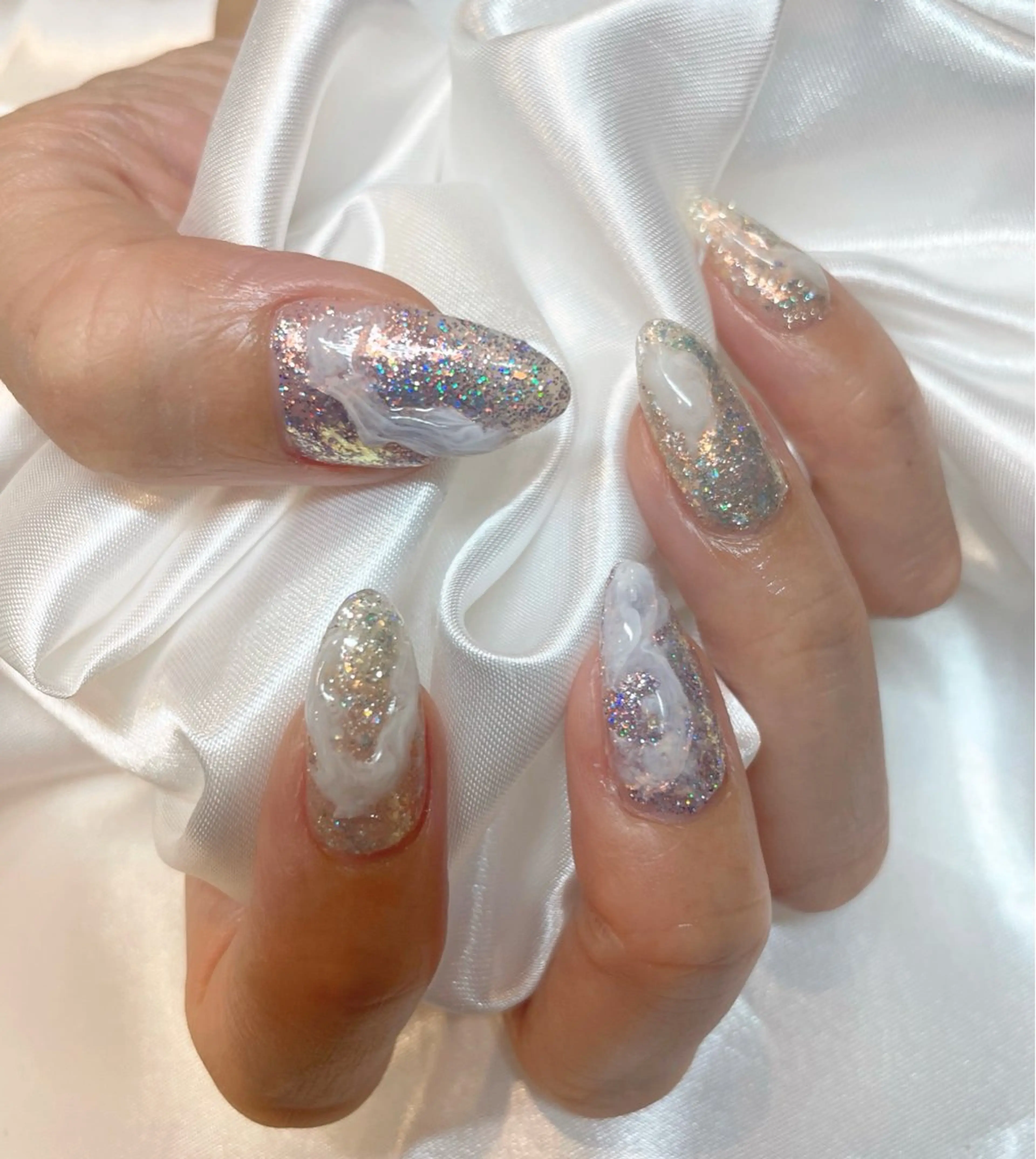 ネイル キラキラネイル ニュアンスネイル 岡矢joieange 心斎橋店のネイルデザイン