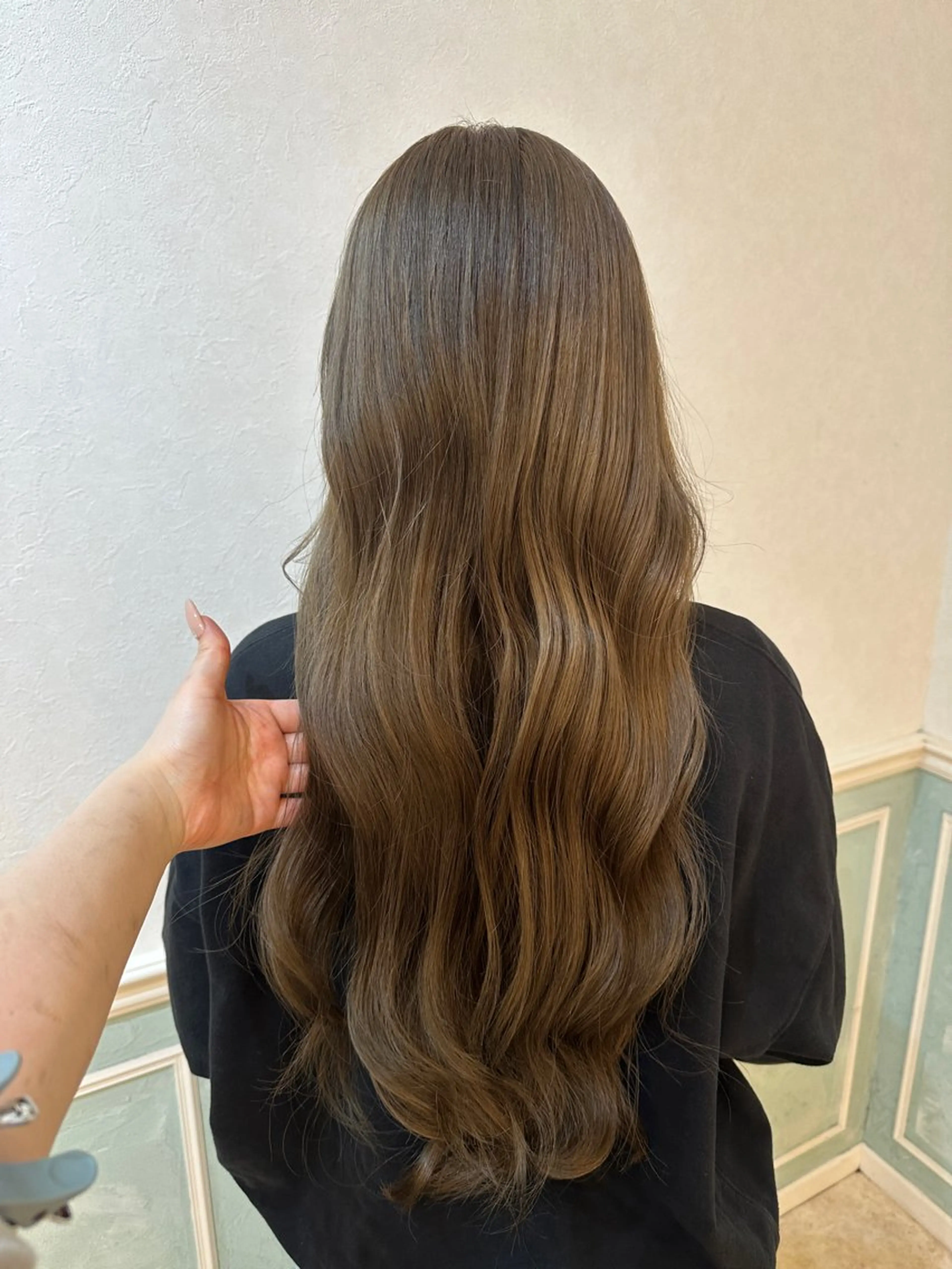 ロング カラー 山口 珠莉のヘアスタイル