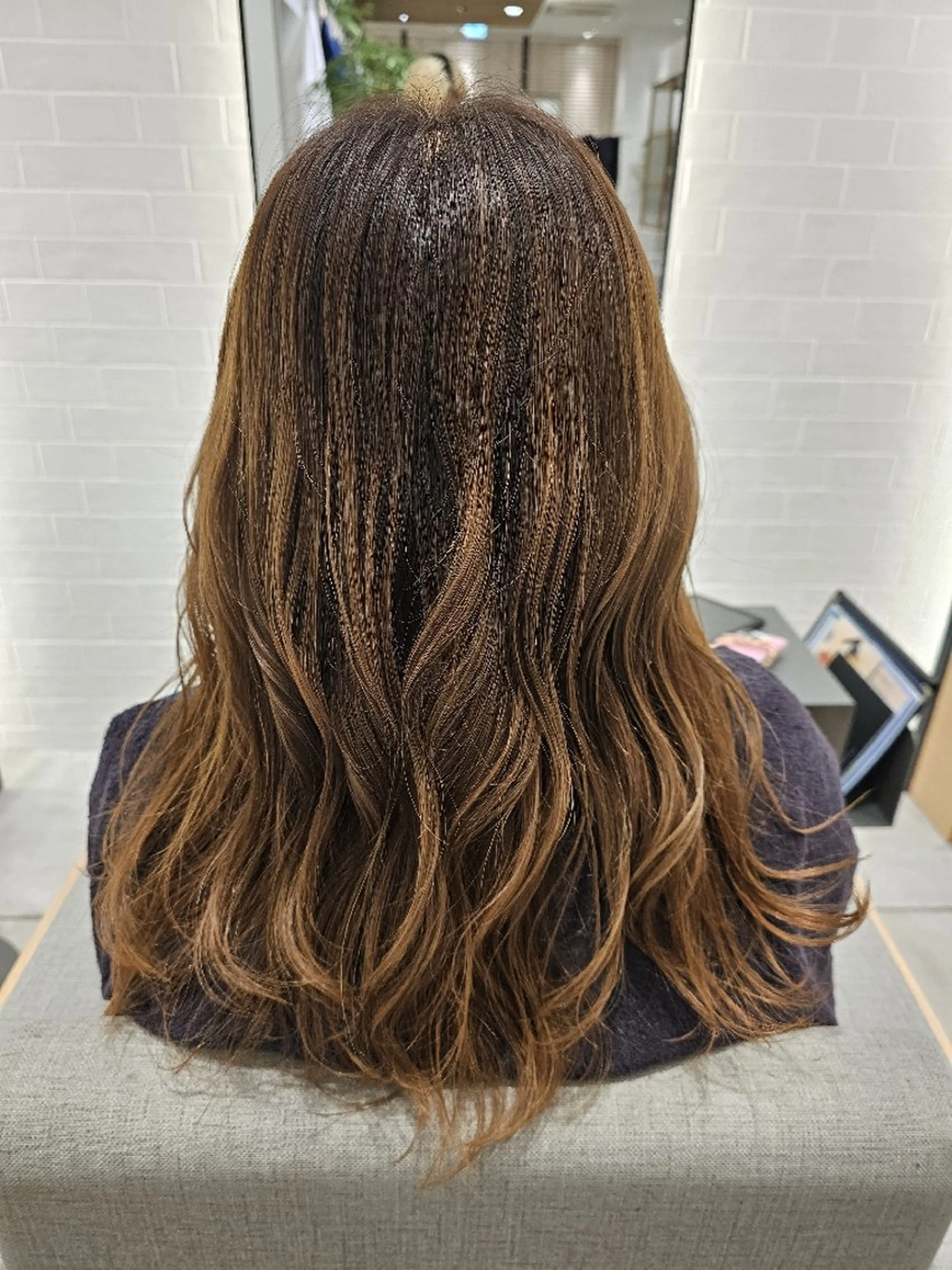 白髪染めリタッチ+極上トリートメントの写真