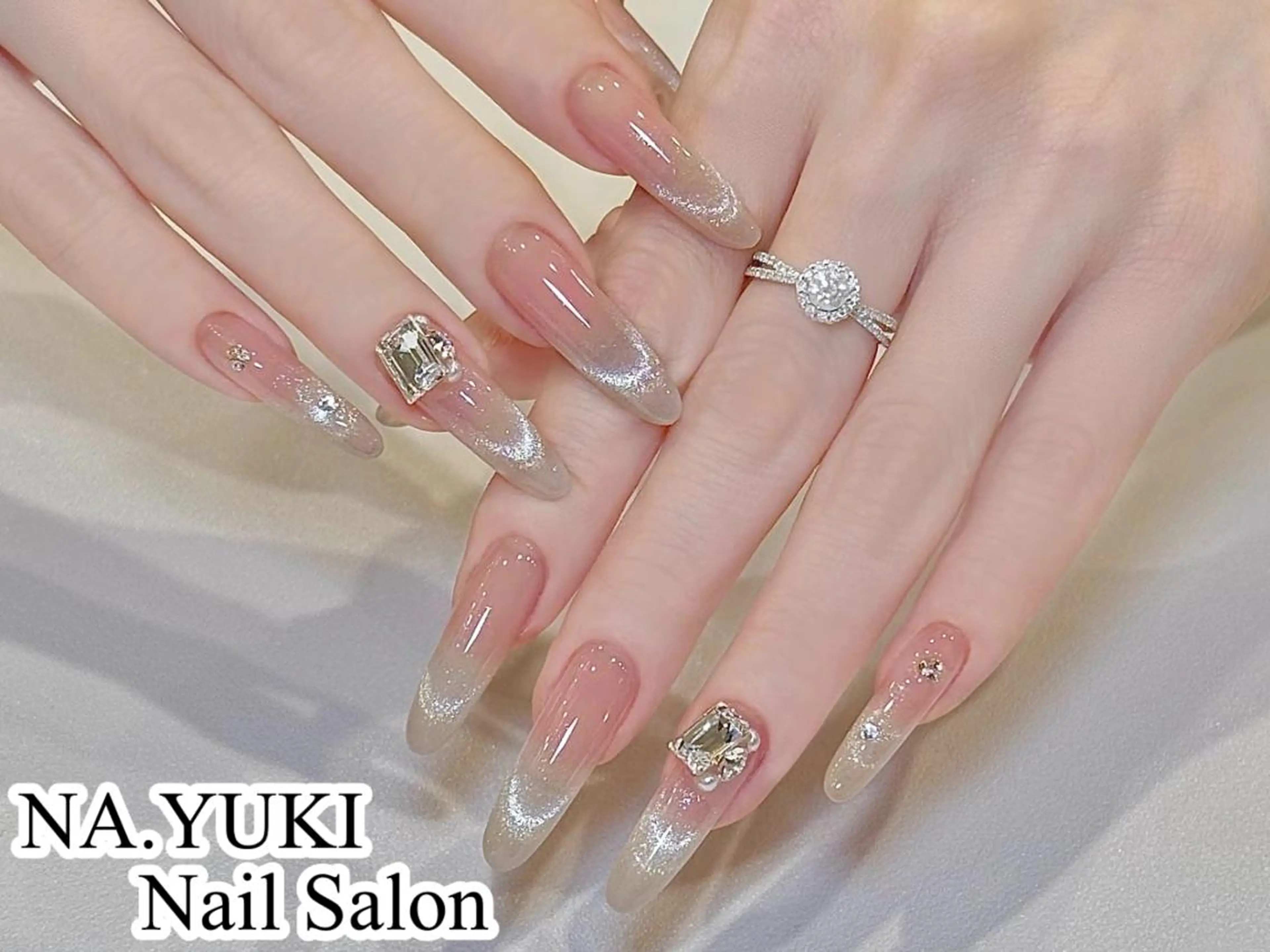 ネイル Kiki 🐰ワンホン/韓國のネイルデザイン