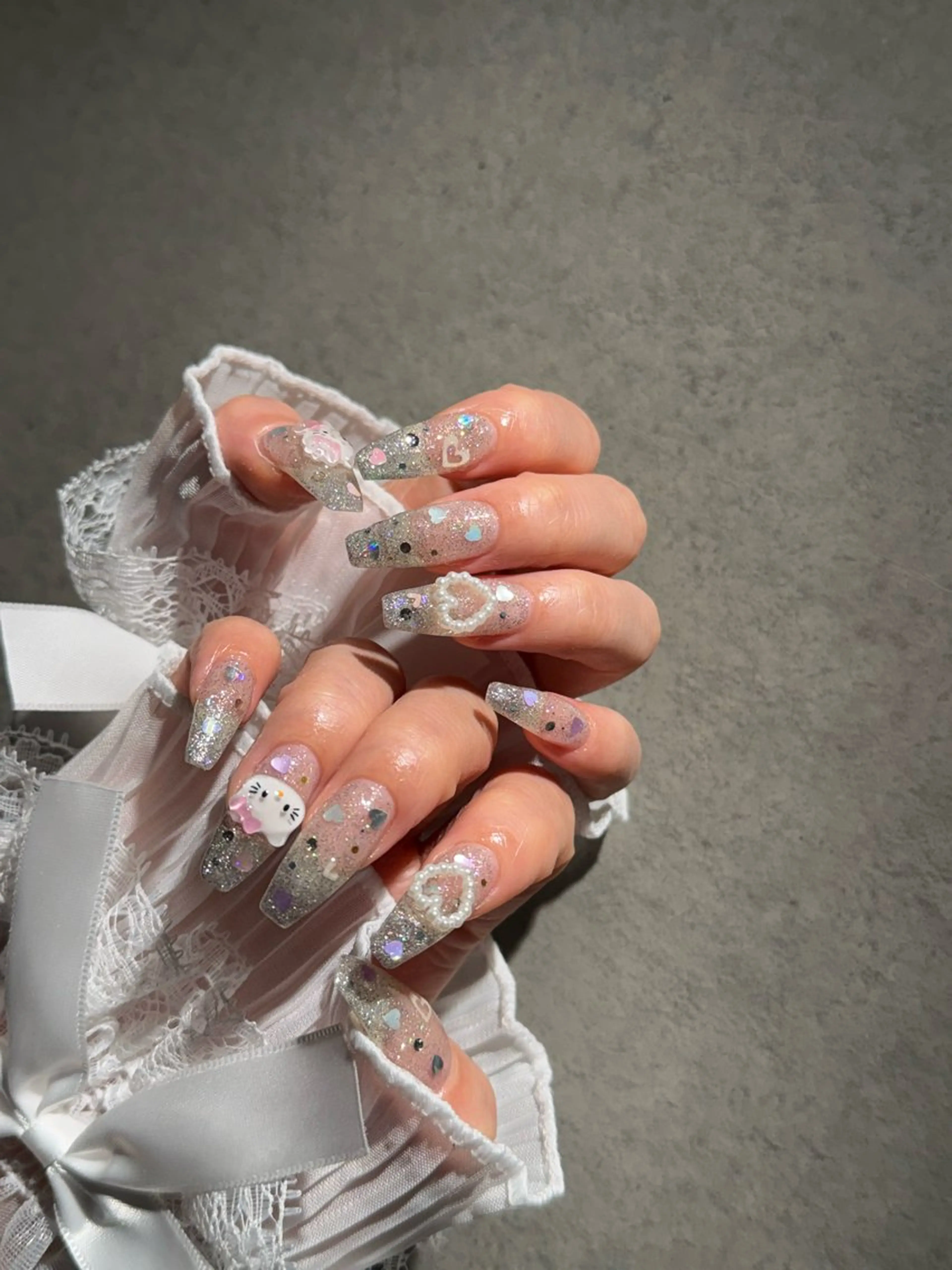 ネイル I-nailロング /ワンホン/キラキラのネイルデザイン