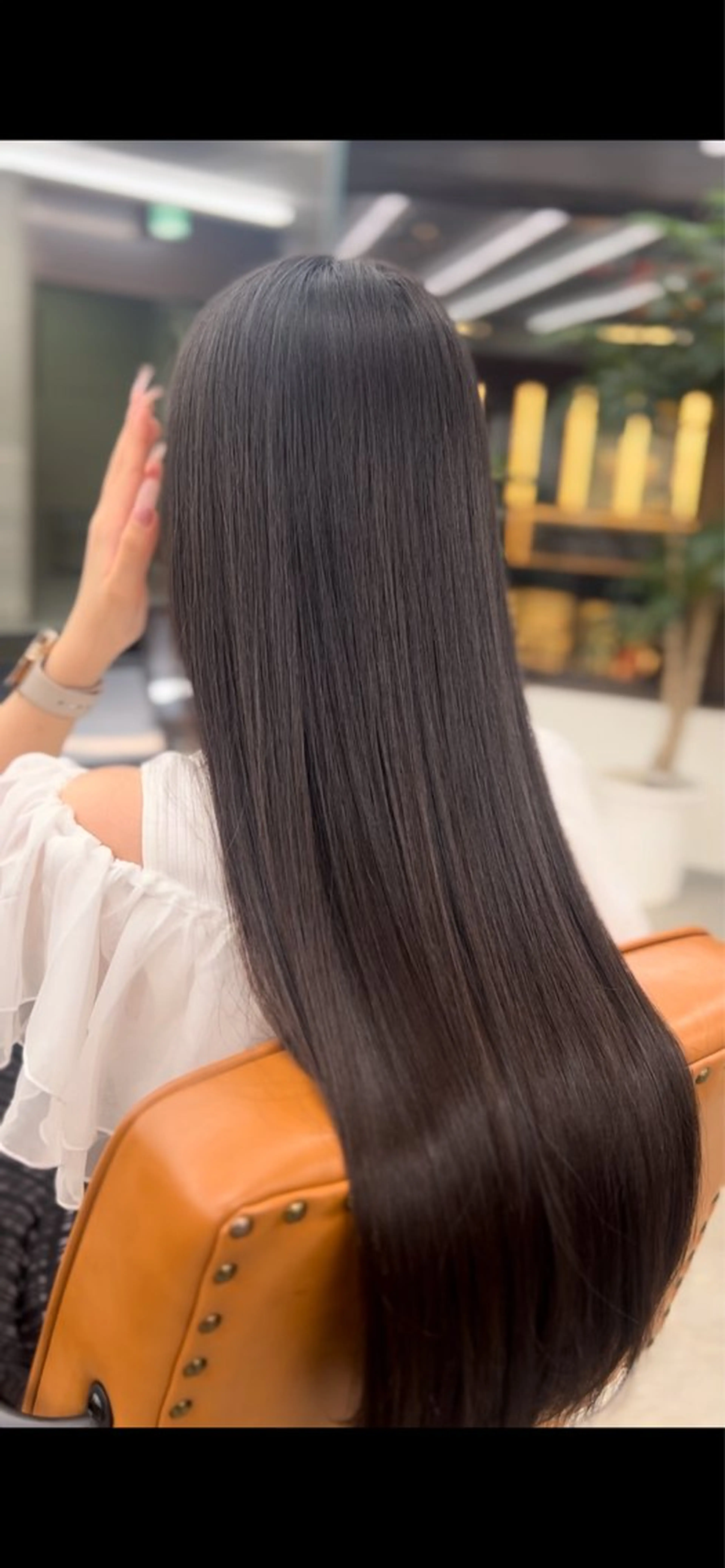 セミロング カラー メンズハイトーン ホワイトカラー 彩のヘアスタイル