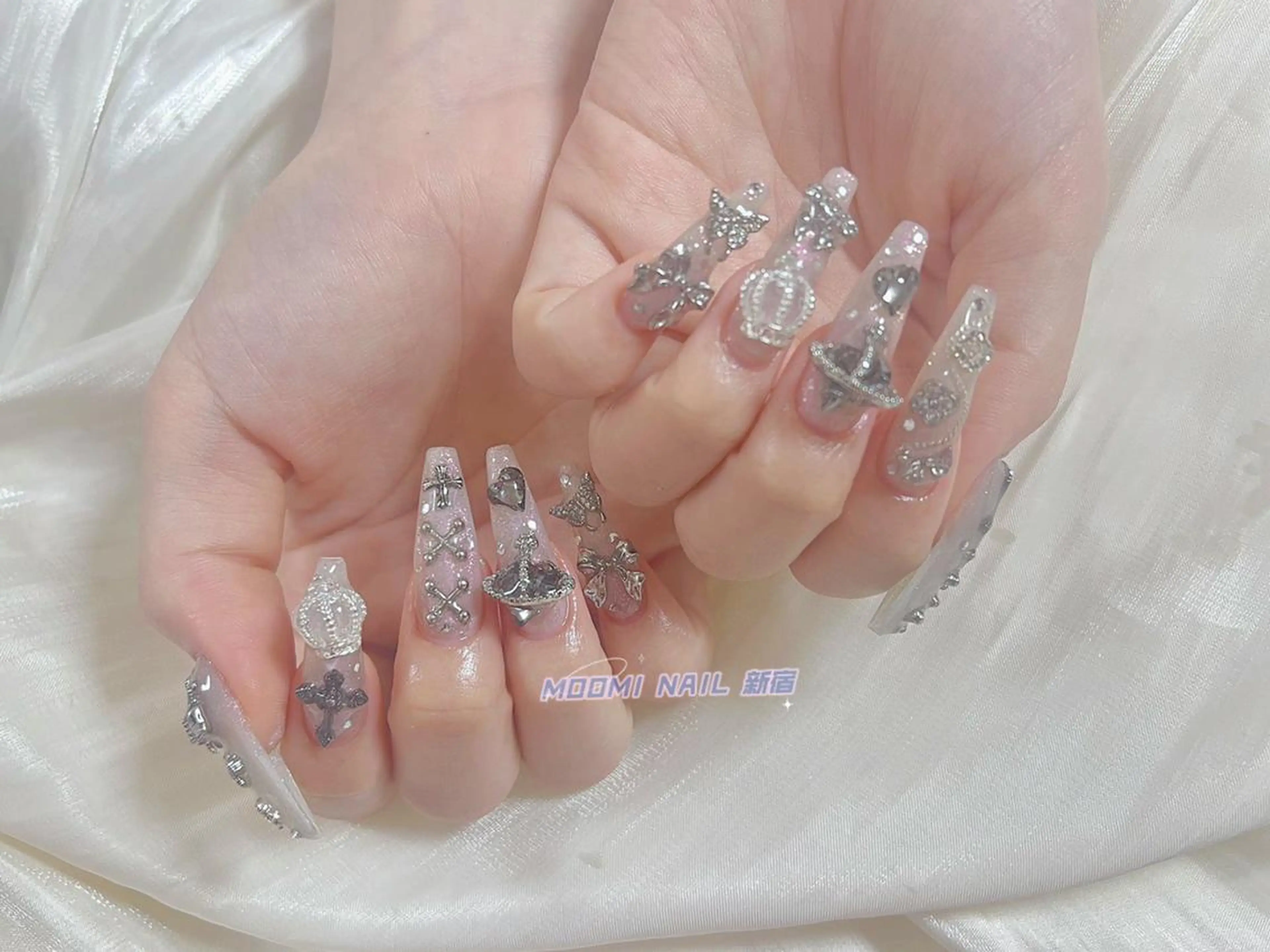 ネイル moomi nail スカルプ専門のネイルデザイン