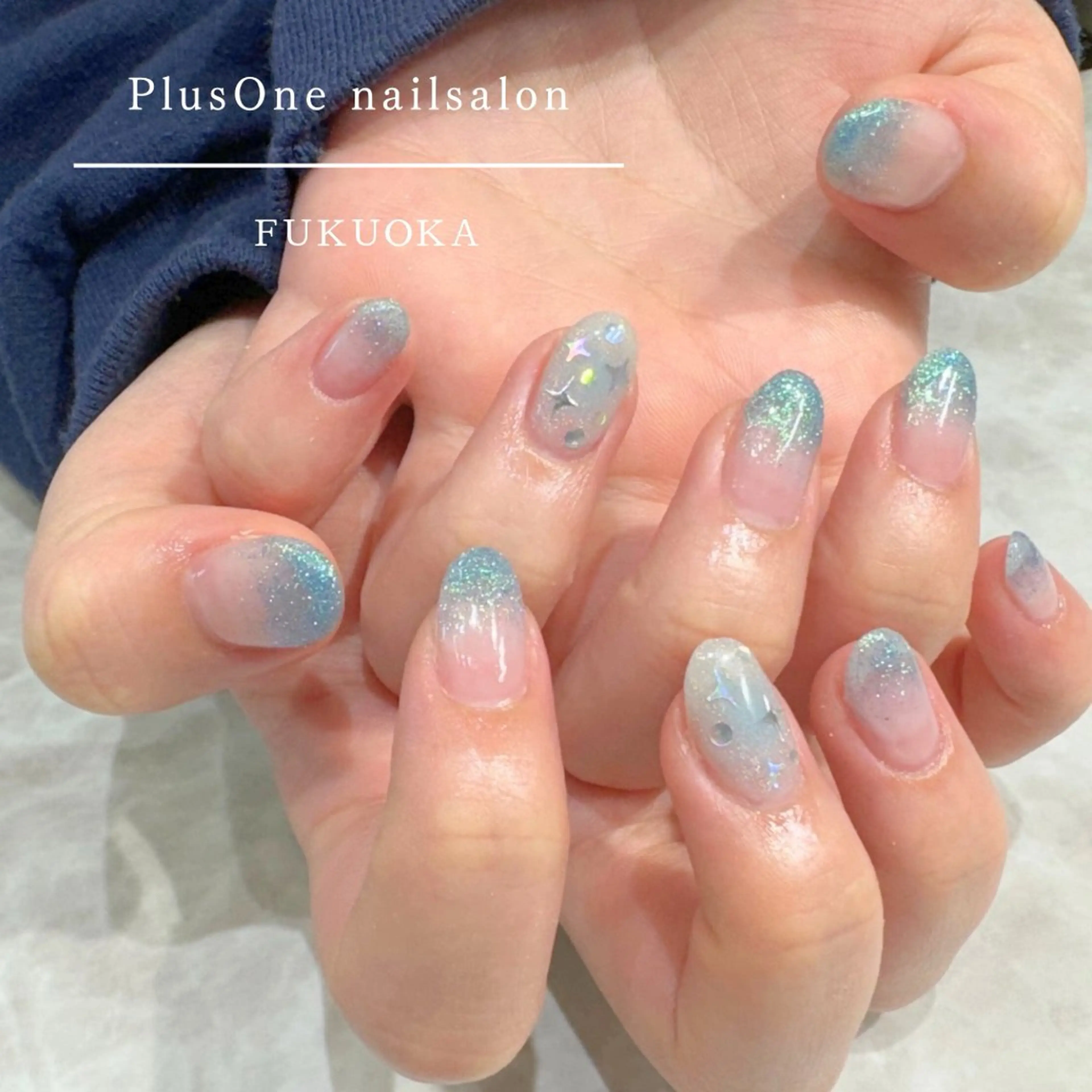 ネイル アートネイル ブルー ジェルネイル 韓国ネイル ラメ(グリッター) PlusOnenailsalon所属・粕屋ネイル＆耳つぼ 🫧Natsumiのネイルデザイン