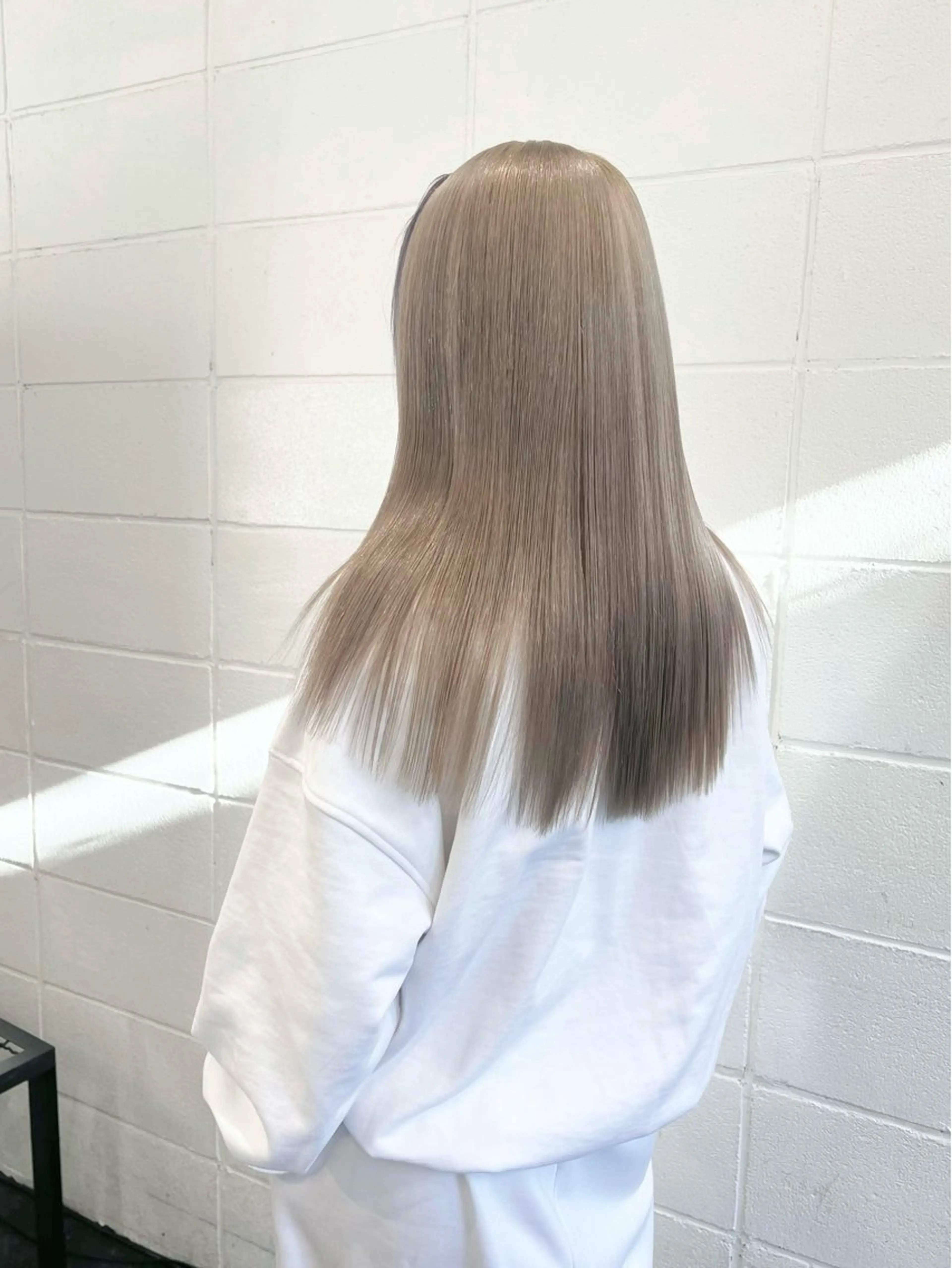 セミロング カラー ベージュカラー ブリーチ ケアブリーチ ダブルカラー グレージュ ヘアカラー トリートメント HARU//原宿🤍 リピート率NO.1のヘアスタイル