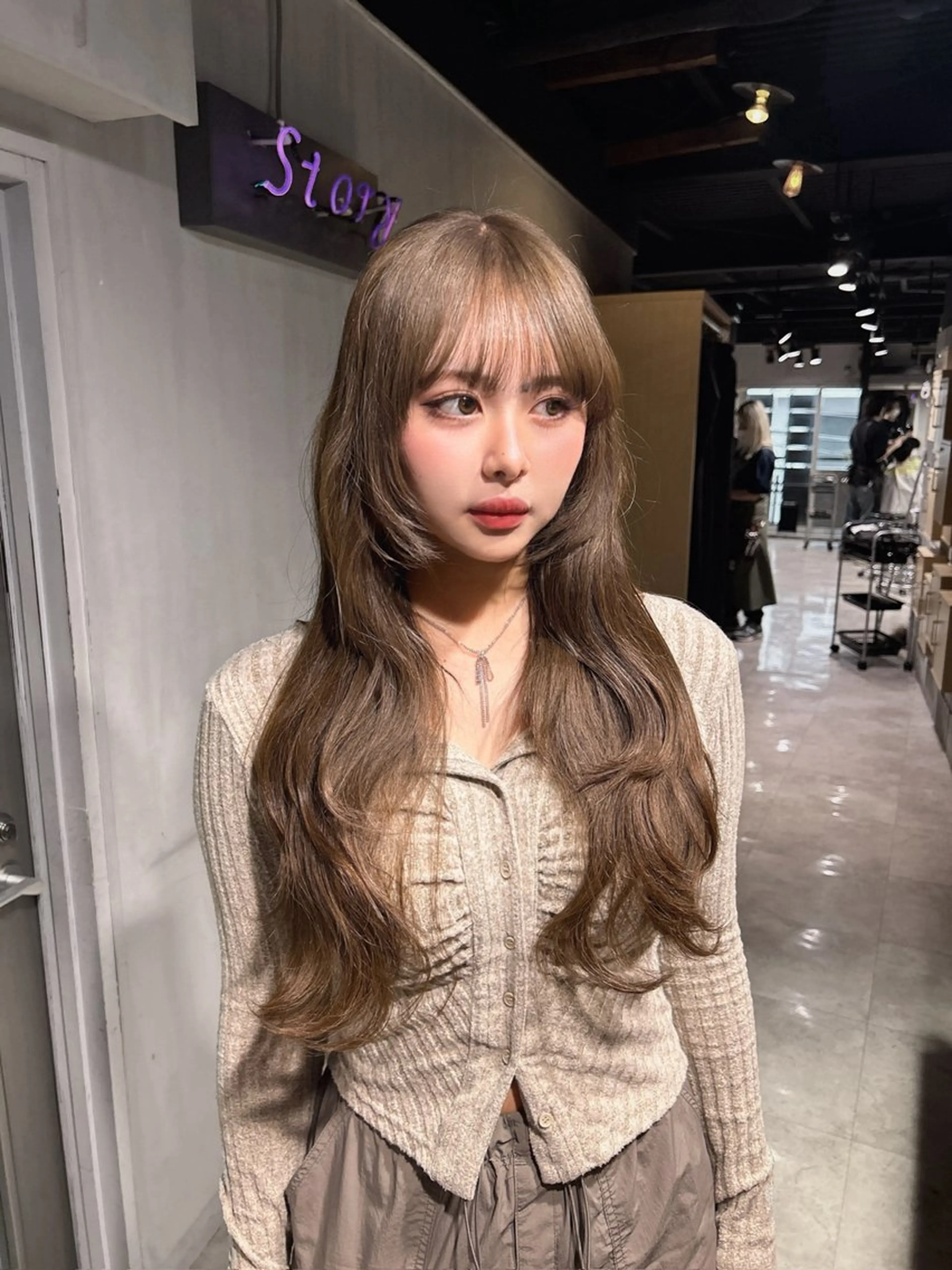 ロング 韓国風カラー 卒業式のヘアスタイル ハッシュカット 姫カット 韓国風ヘア MEI🎀垢抜けカラ ー🎀韓国styleのヘアスタイル