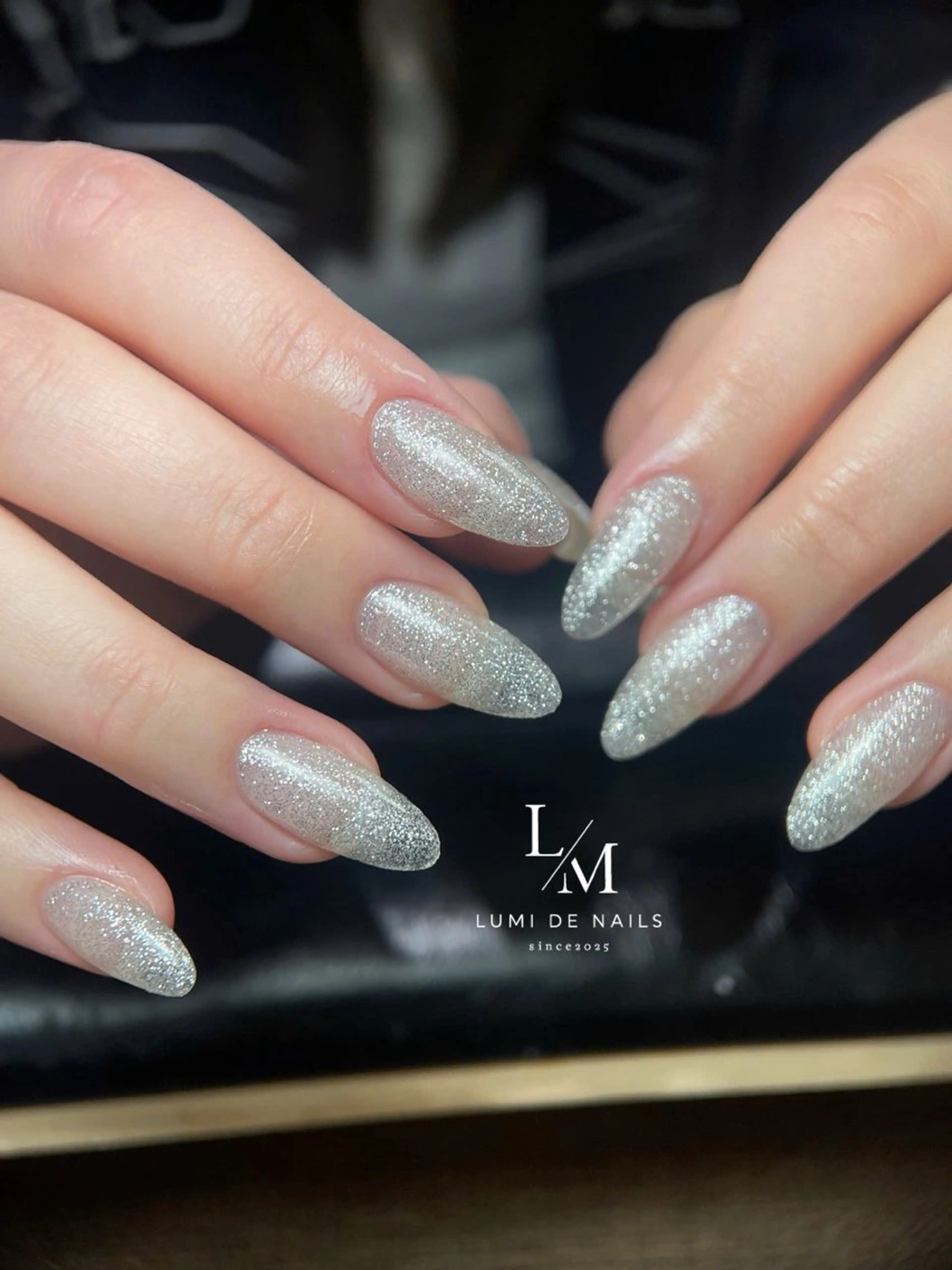ネイル グラデーション ラメ(グリッター) マグネットネイル ミラーネイル ニュアンスネイル ハンドネイル Lumi de nailsのネイルデザイン