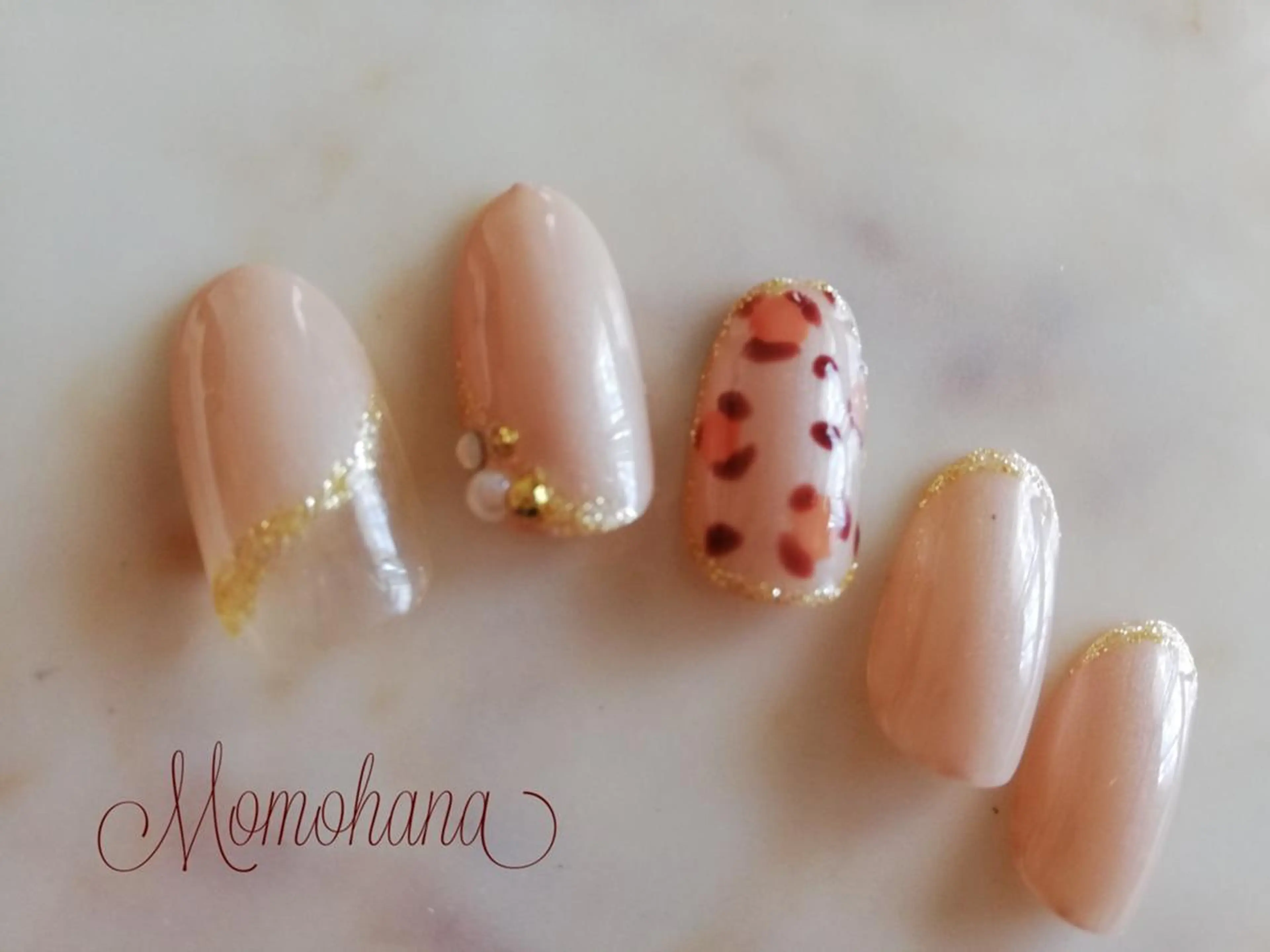 ネイル momohana  のネイルデザイン