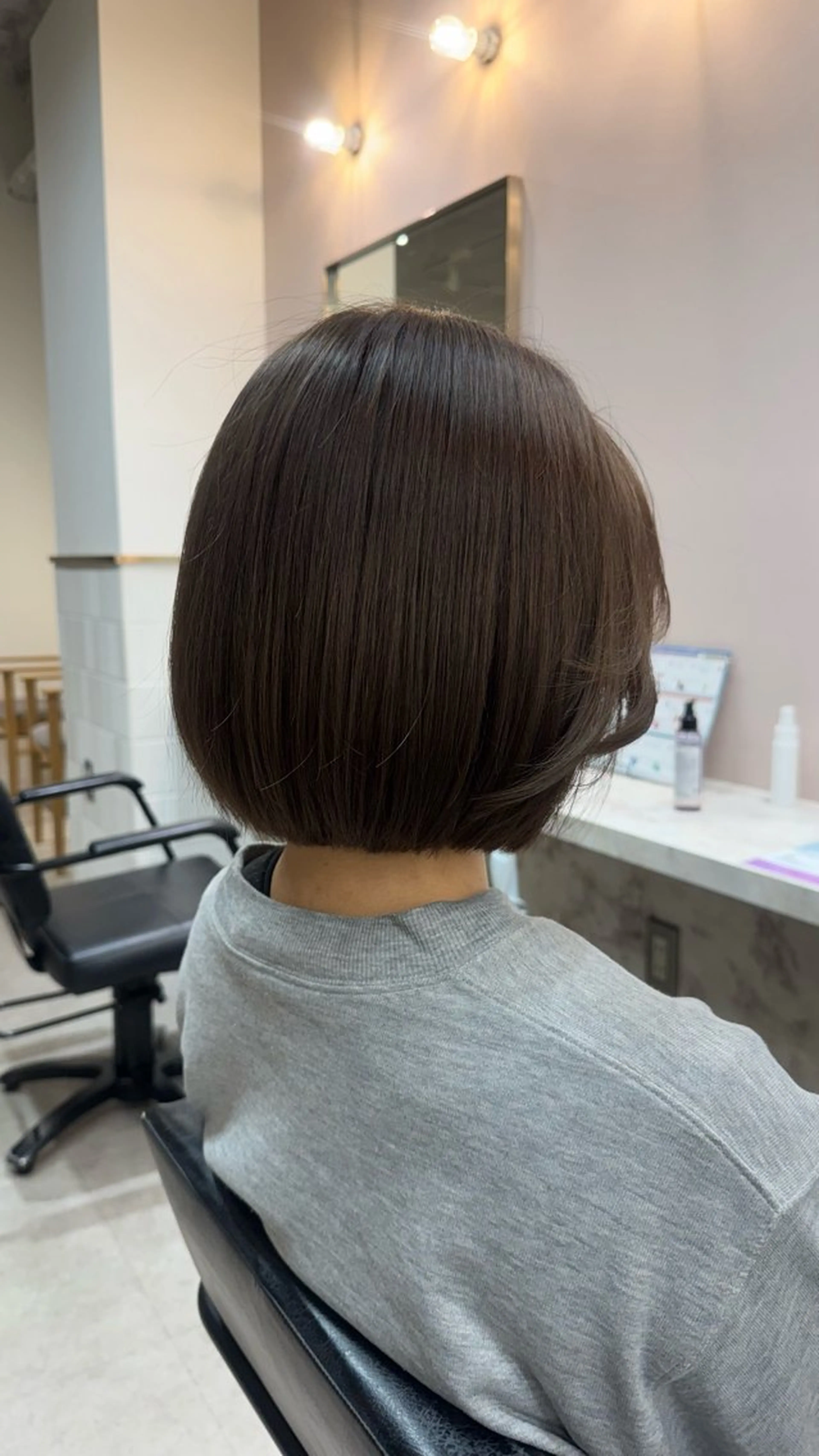 ミディアム ガレリアエレガンテ　サカエテン所属・田中俊　縮毛矯正 髪質改善のヘアスタイル