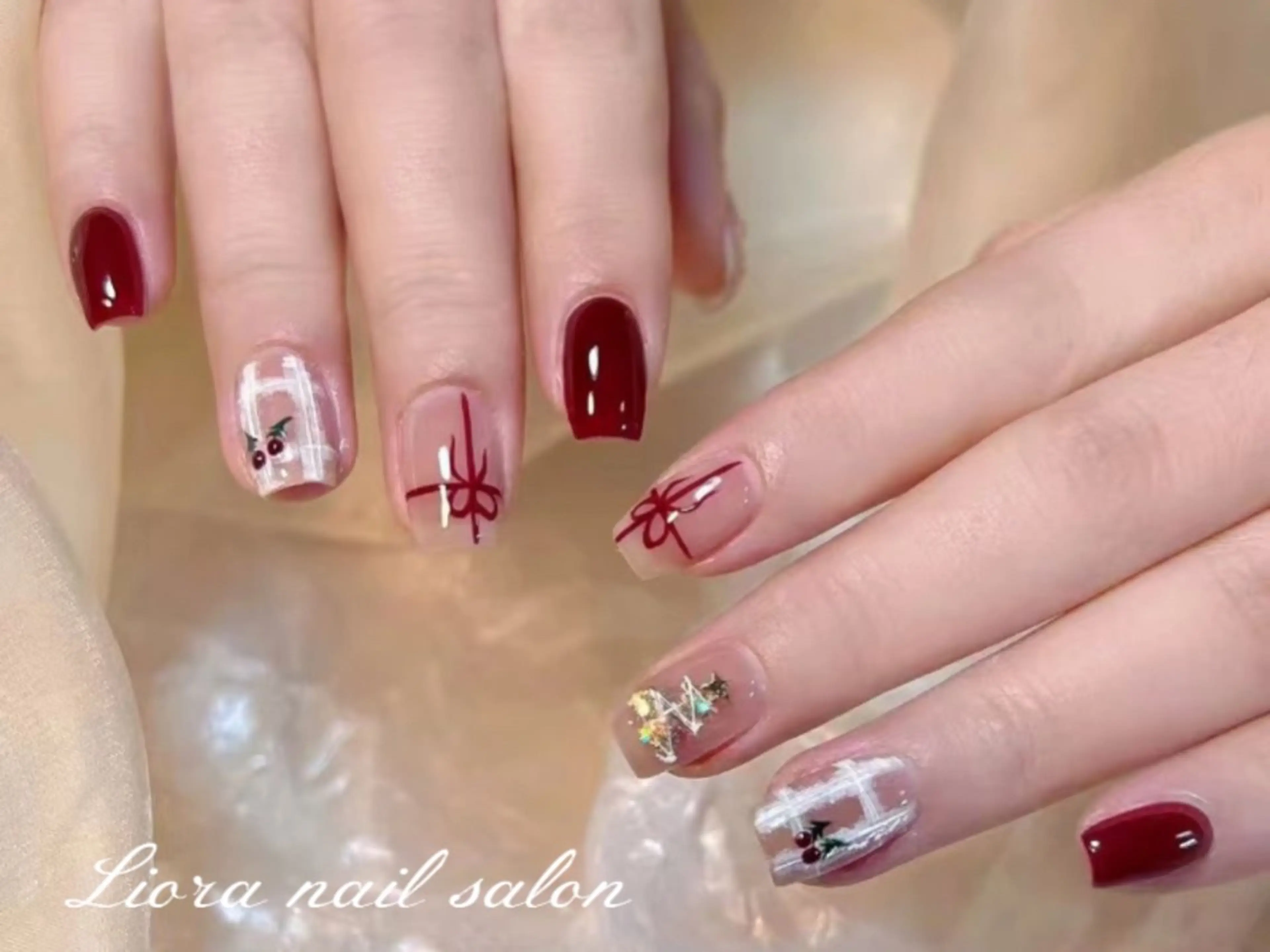 ネイル チークネイル フットネイル フレンチネイル ジェルネイル ガーリー ハンドネイル Liora nail 1のネイルデザイン