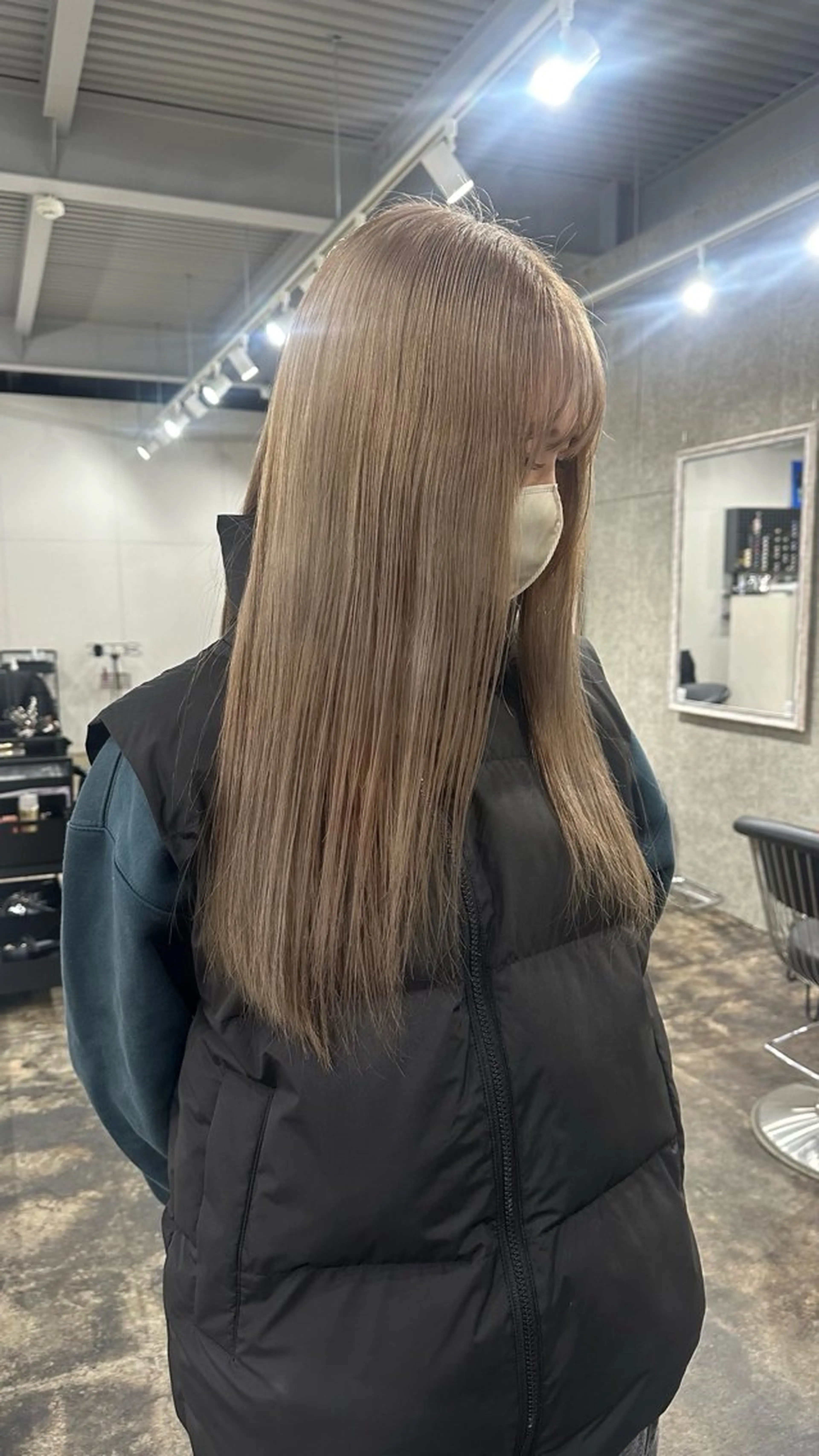 ロング 岩間 萌々果/eimのヘアスタイル