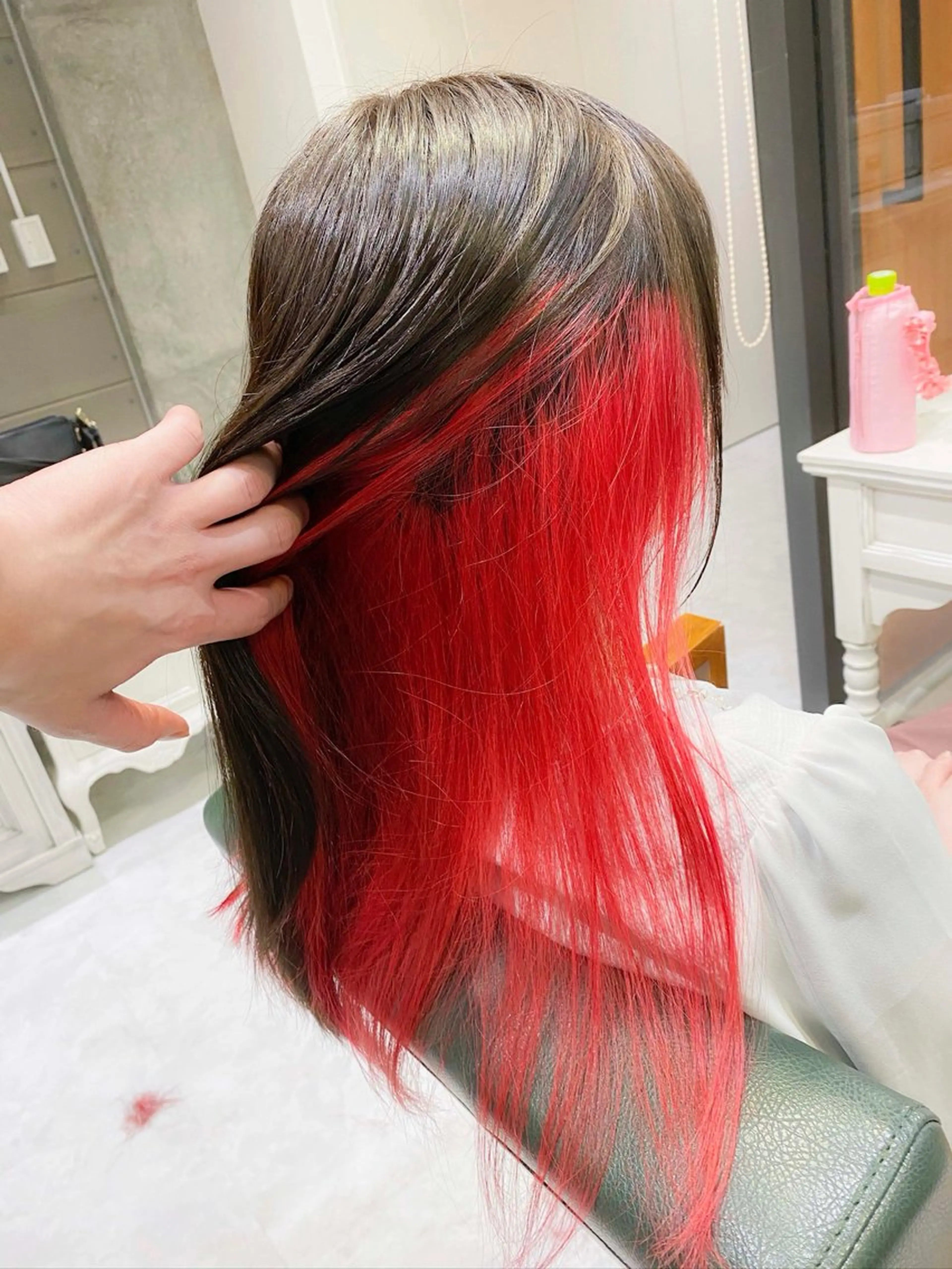 ロング カラー ヘアアレンジ ブリーチ ケアブリーチ 透明感カラー デザインカラー ハイトーンカラー 𝐑𝐈𝐍𝐊𝐀 🐷🖤のヘアスタイル