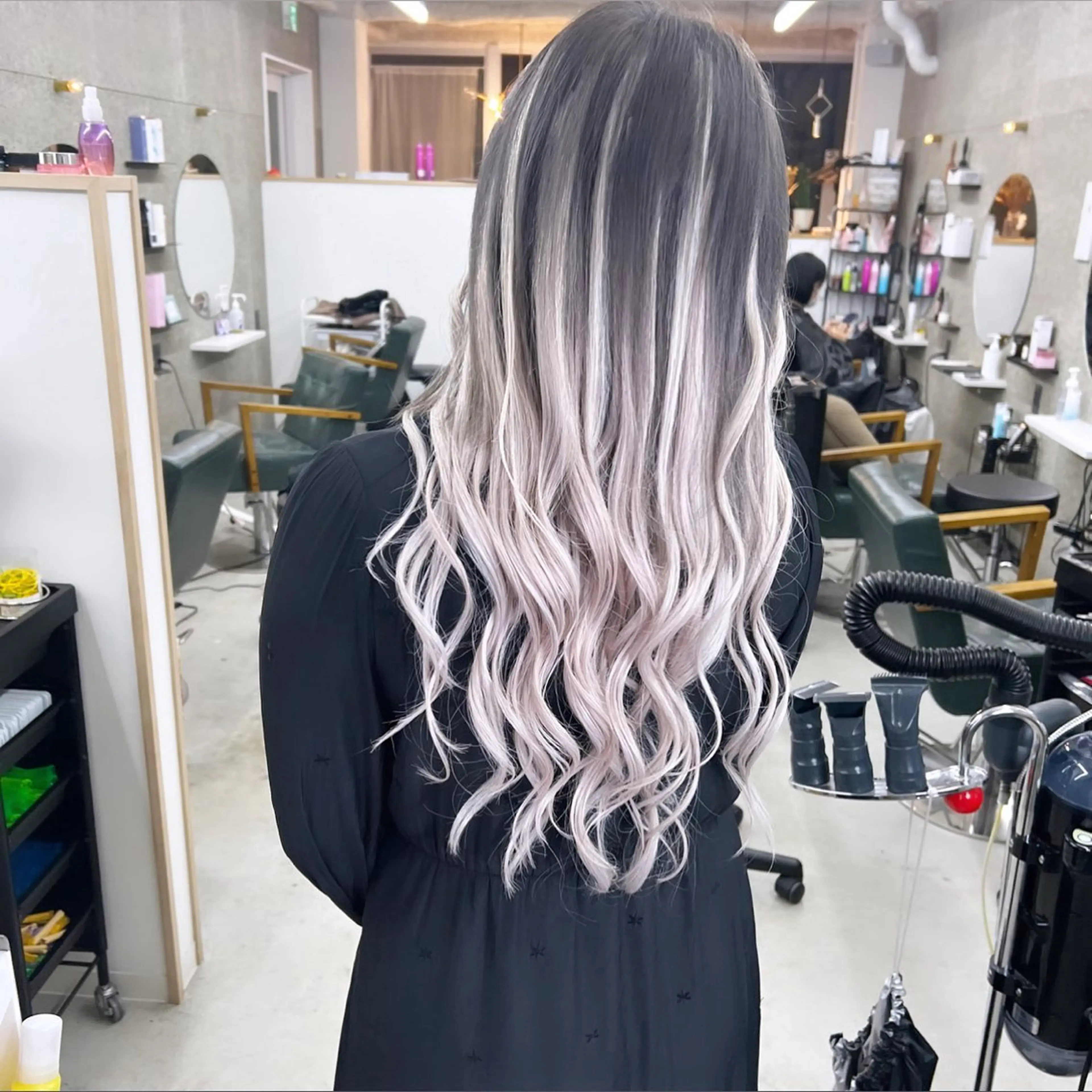 Merci メルシー 福岡、今泉のヘアスタイル