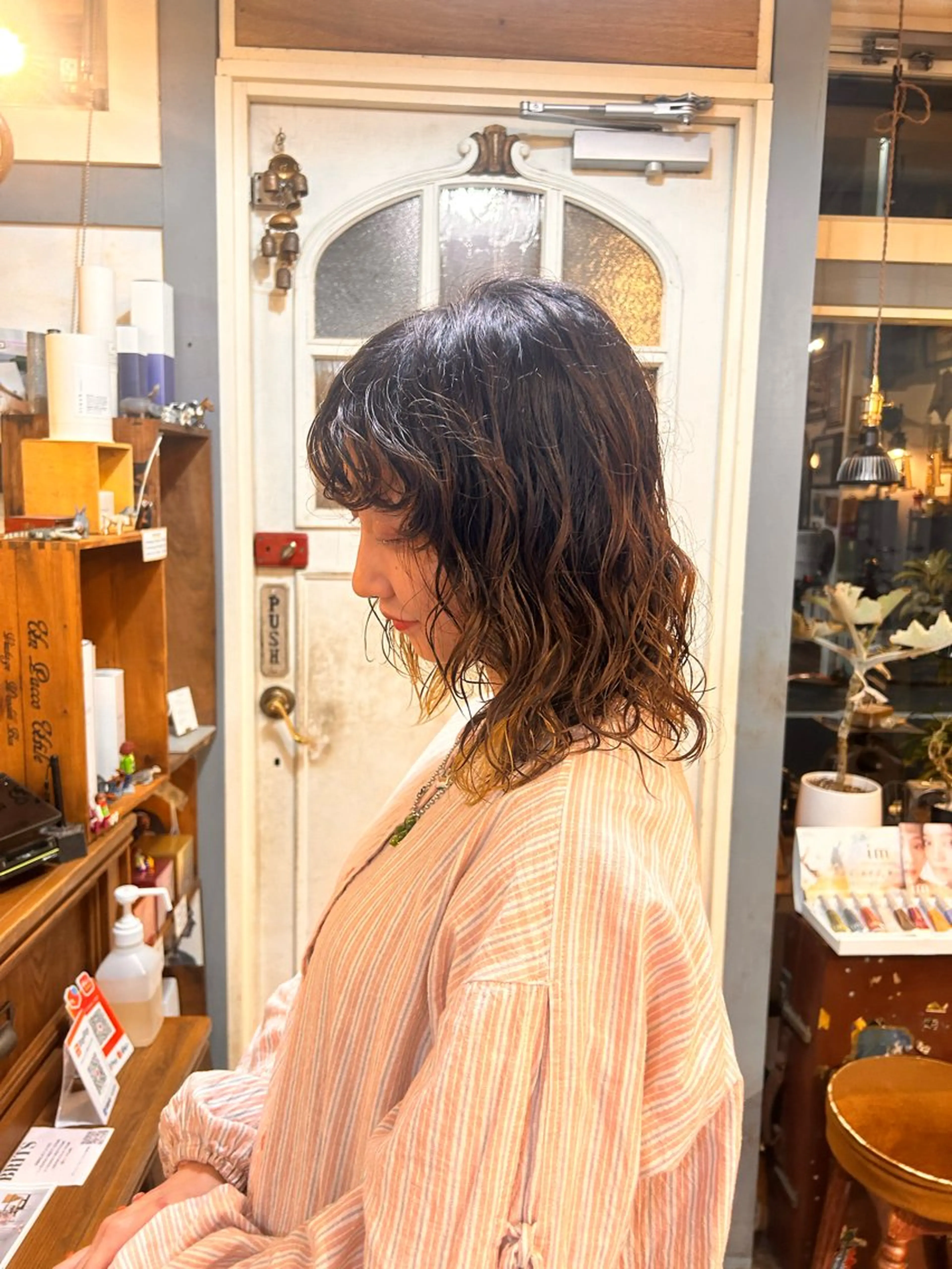 ミディアム パーマ カット パーマ トリートメント 清水千優/パーマ/透 明感カラー/メンズのヘアスタイル